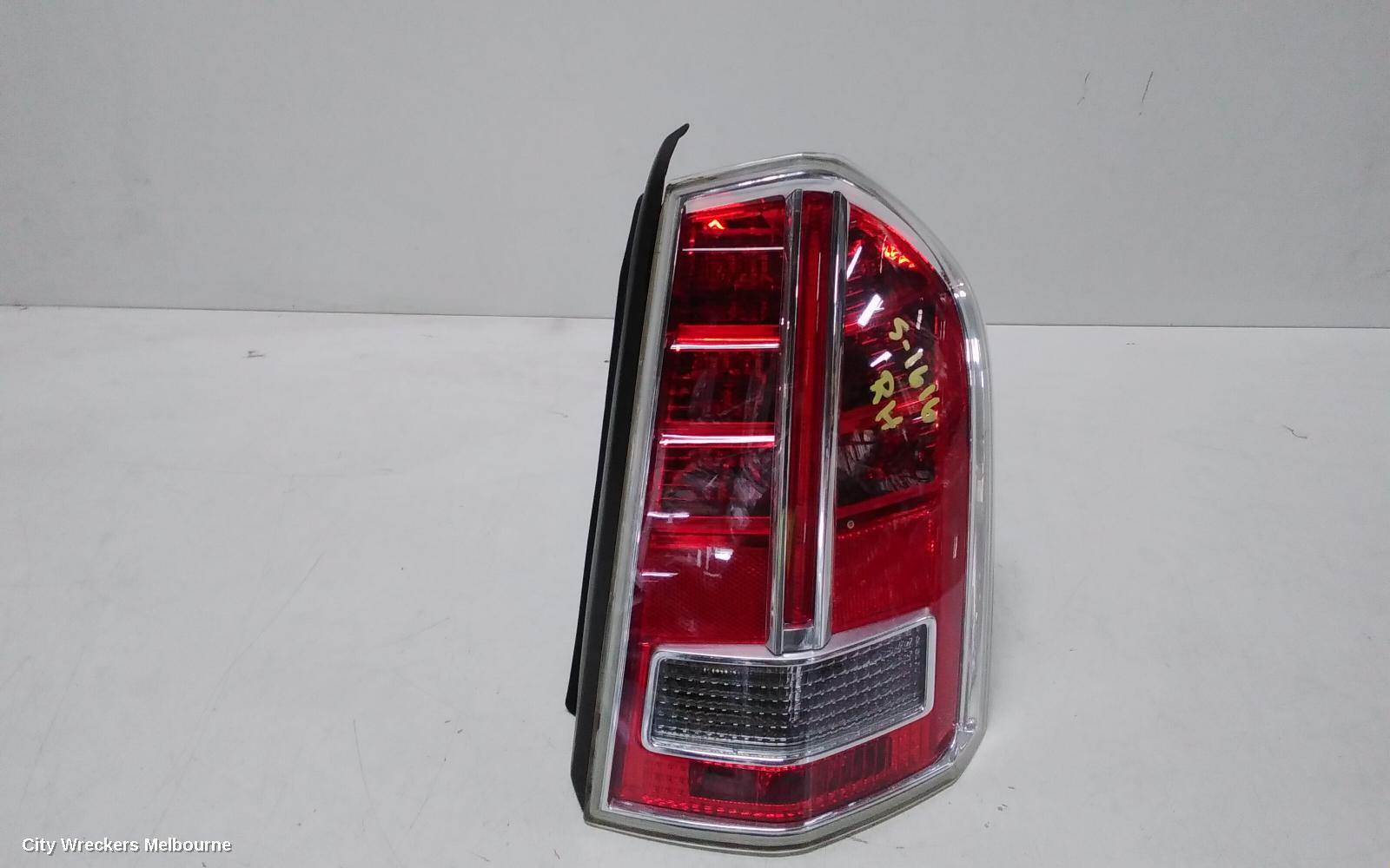 CHRYSLER 300C RIGHT TAILLIGHT, LX2, 07/2012 - 12/2014