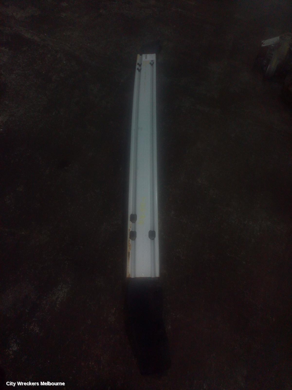 CHRYSLER 300C R/BAR BRACKET/REINFO, MAIN REINFORCEMENT, LX2, 07/2012 - 12/2014