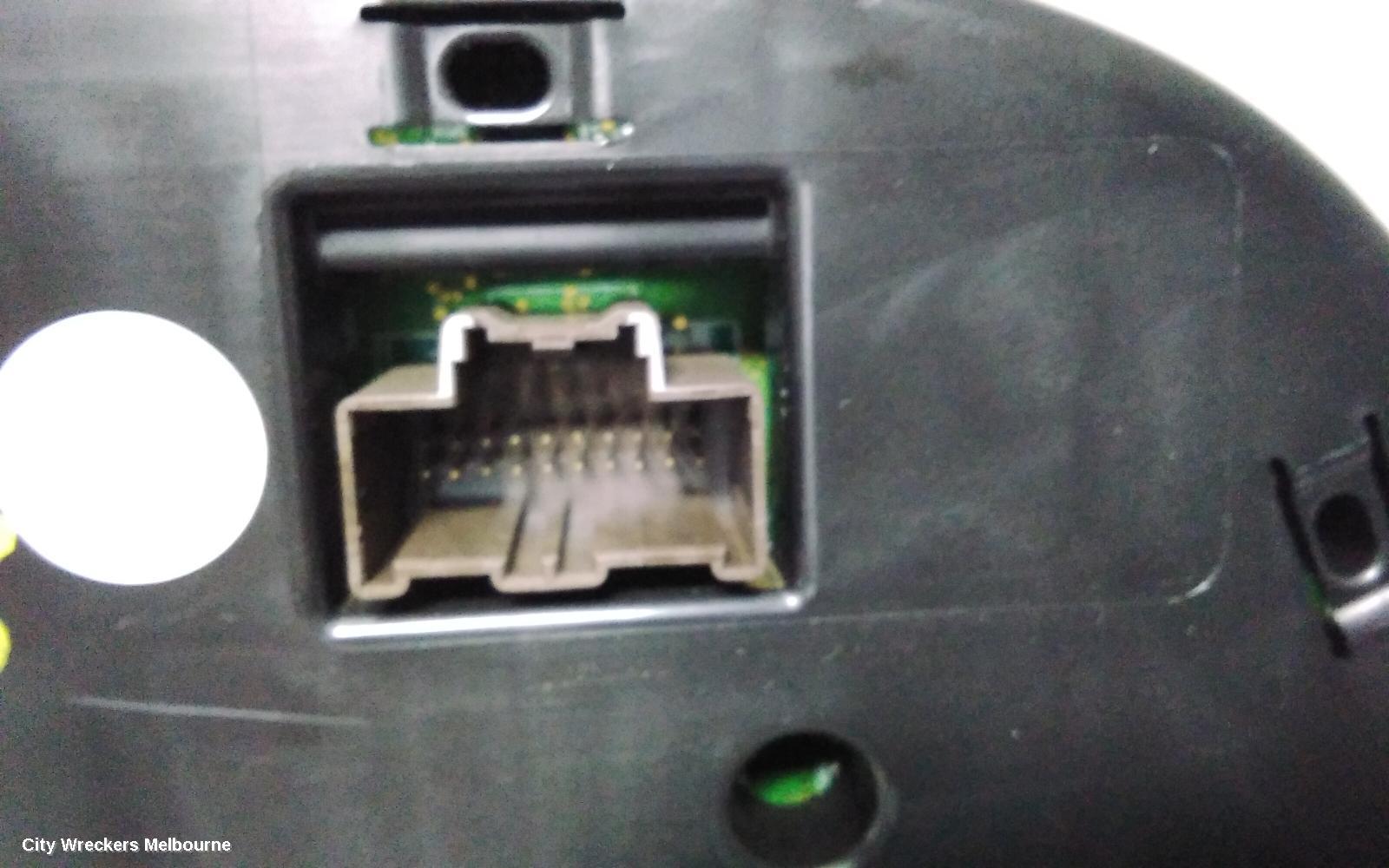 CHRYSLER 300C INSTRUMENT CLUSTER, PETROL, 3.6, LX, 07/2012 ONWARDS