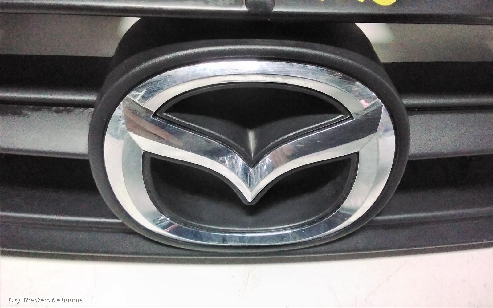 MAZDA 2 GRILLE, RADIATOR GRILLE, DJ, GENKI, UPPER-COLOUR CODED, 09/2014 - 10/2019