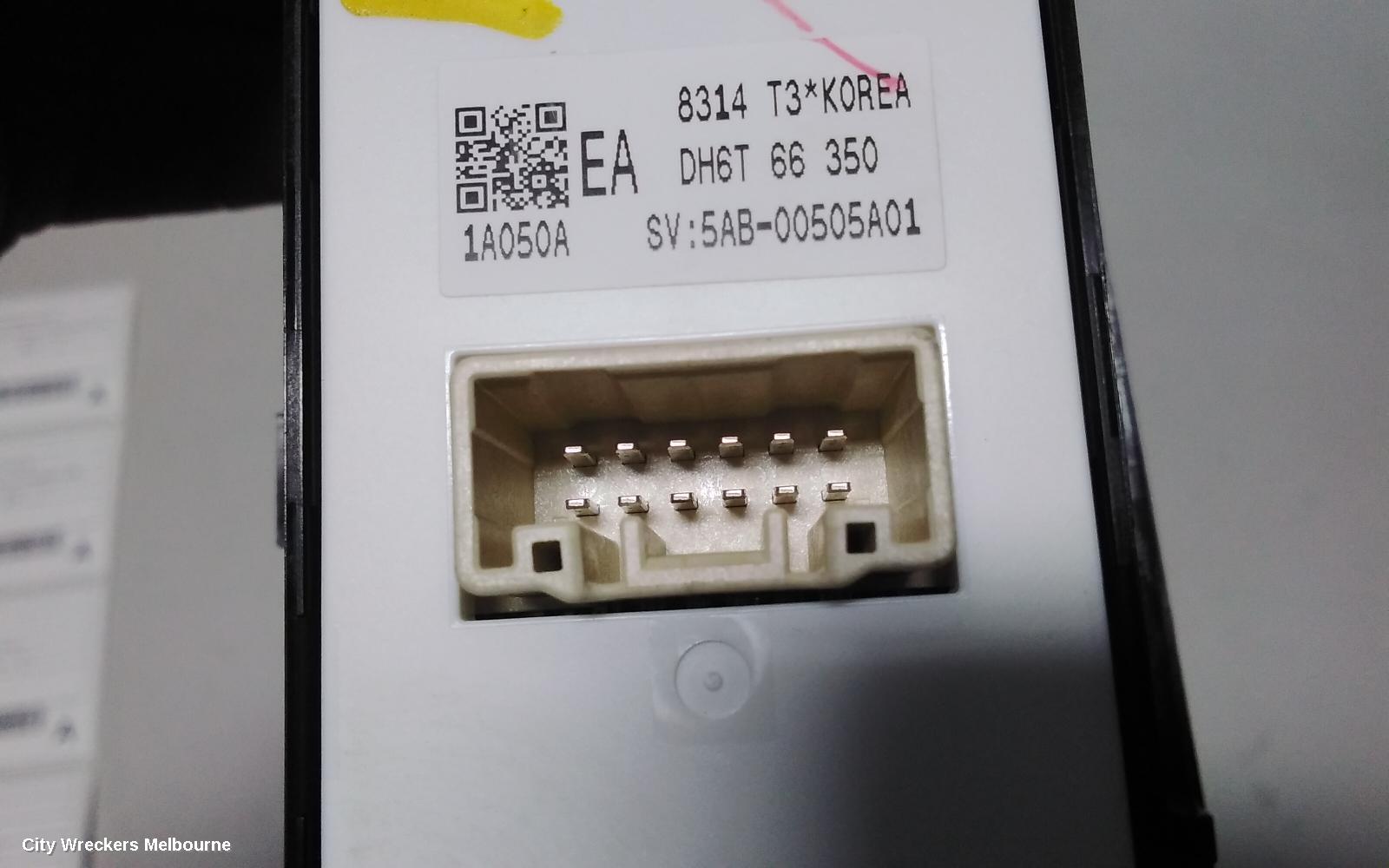 MAZDA 2 PWR DR WIND SWITCH, RH FRONT (MASTER SWITCH), NON AUTO FOLD TYPE, DJ/DL, 02/2017 ONWARDS