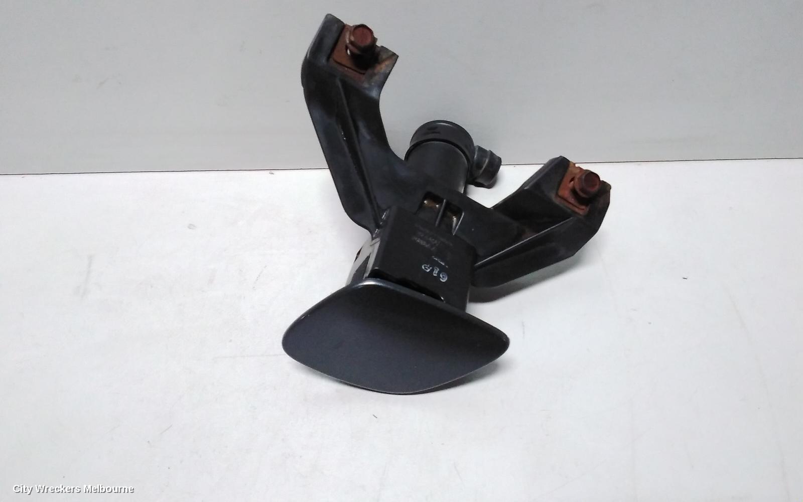 LEXUS RX SERIES WASHER JET, XU30, 01/2003 - 02/2009