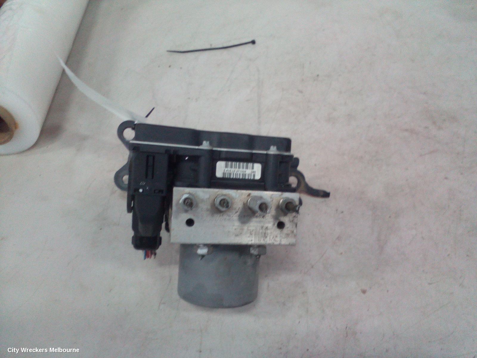 TOYOTA AURION ABS PUMP/MODULATOR, GSV40R, 10/2006 - 03/2012