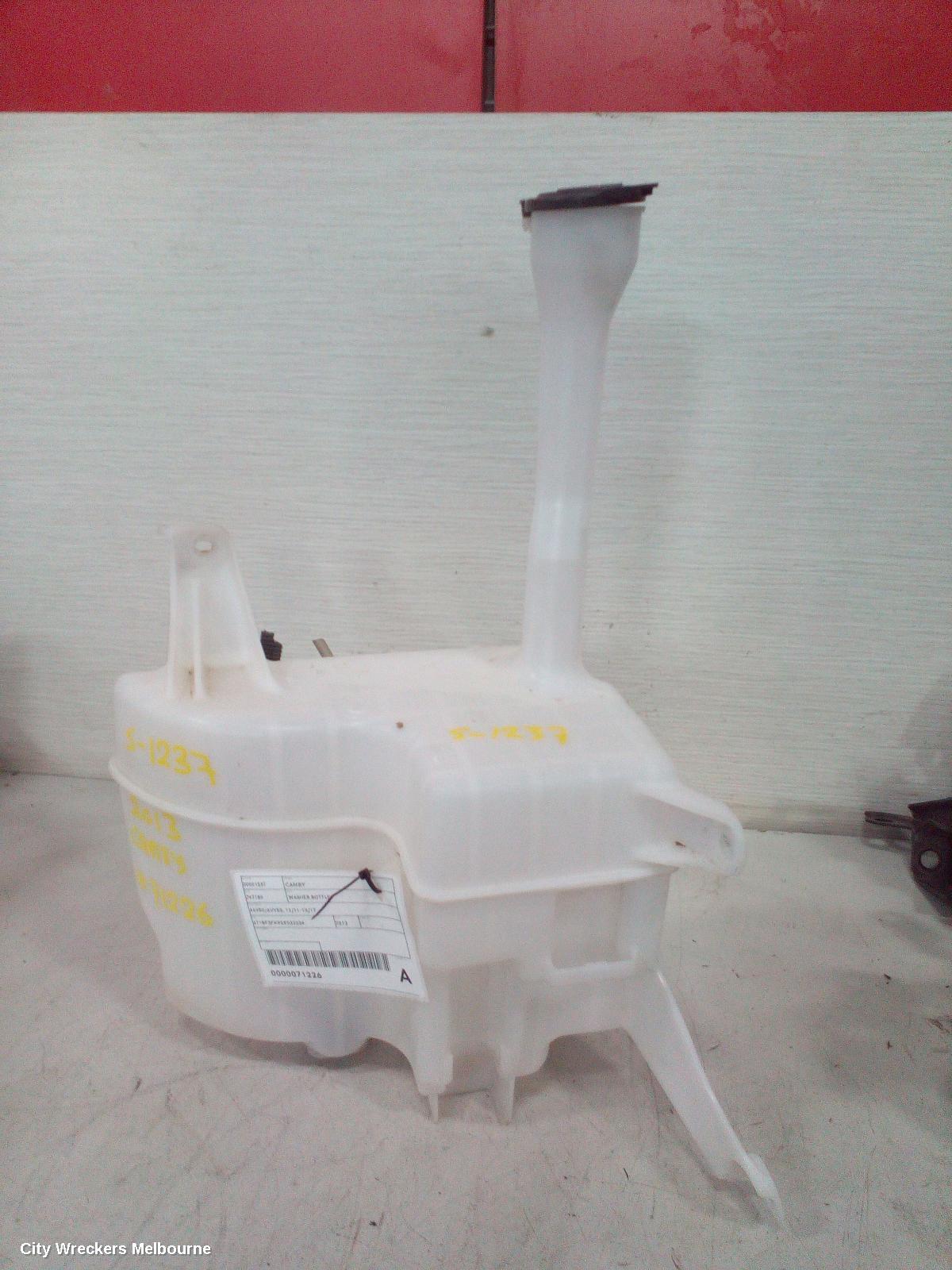 TOYOTA CAMRY WASHER BOTTLE, ASV50/AVV50, 12/2011 - 10/2017