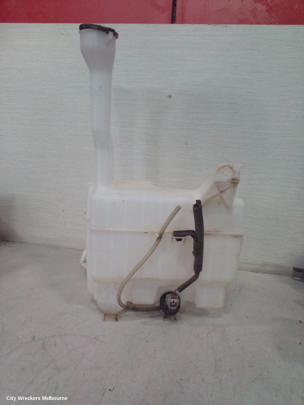 TOYOTA CAMRY WASHER BOTTLE, ASV50/AVV50, 12/2011 - 10/2017