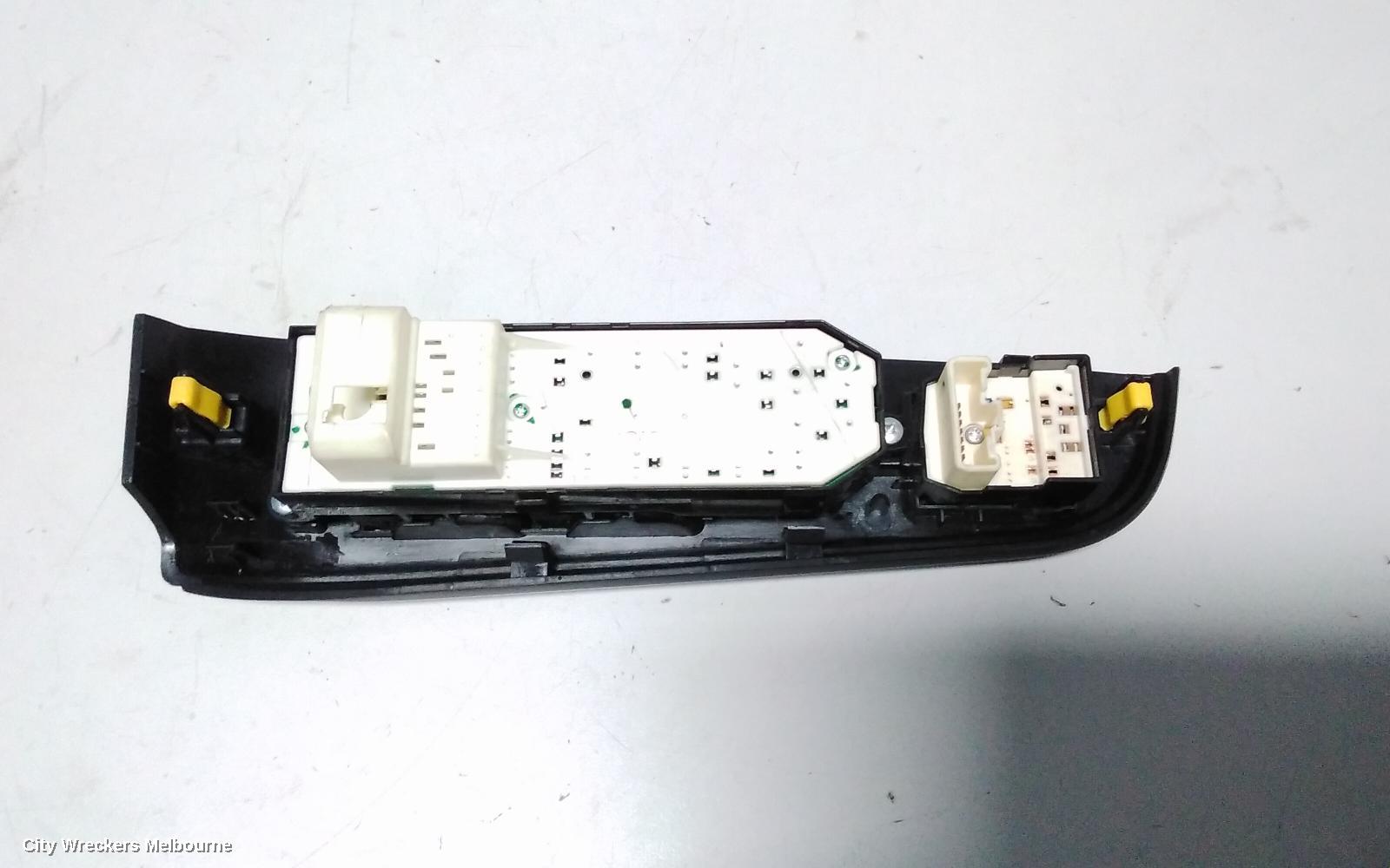 TOYOTA CAMRY PWR DR WIND SWITCH, RH FRONT (MASTER SWITCH), ASV50/AVV50, 12/2011 - 10/2017