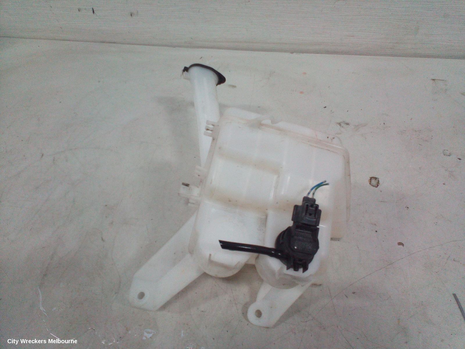 TOYOTA YARIS WASHER BOTTLE, NCP9#, SEDAN, 03/2006 - 06/2016 (AUS ONLY)