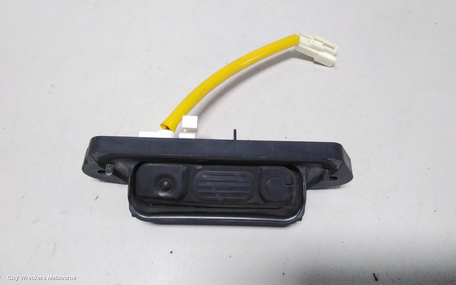 PEUGEOT 4008 TAILGATE HANDLE, 05/2012 - 12/2017