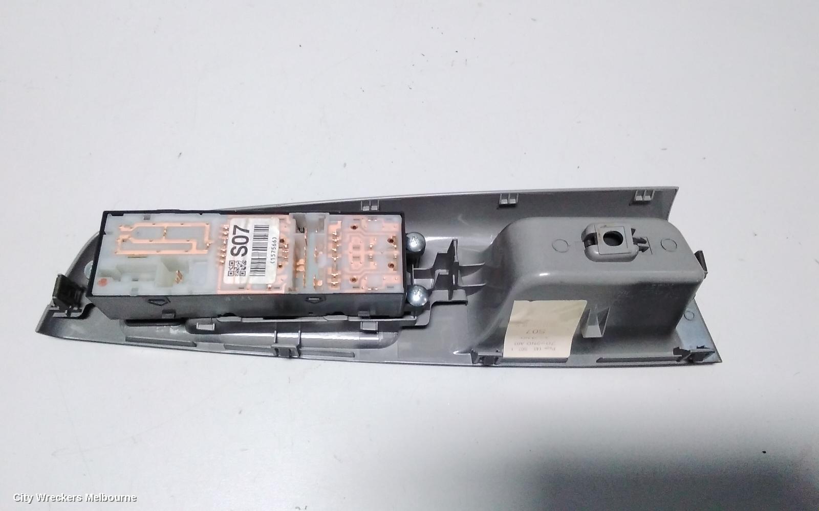 SUBARU FORESTER PWR DR WIND SWITCH, RH FRONT (MASTER SWITCH), S07, 06/2010 - 12/2012