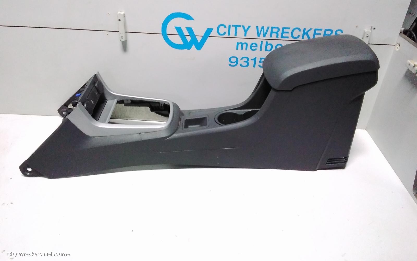 HOLDEN COLORADO CONSOLE, RG, CENTRE CONSOLE LID ONLY, PLASTIC, BLACK, 06/2012 - 12/2020