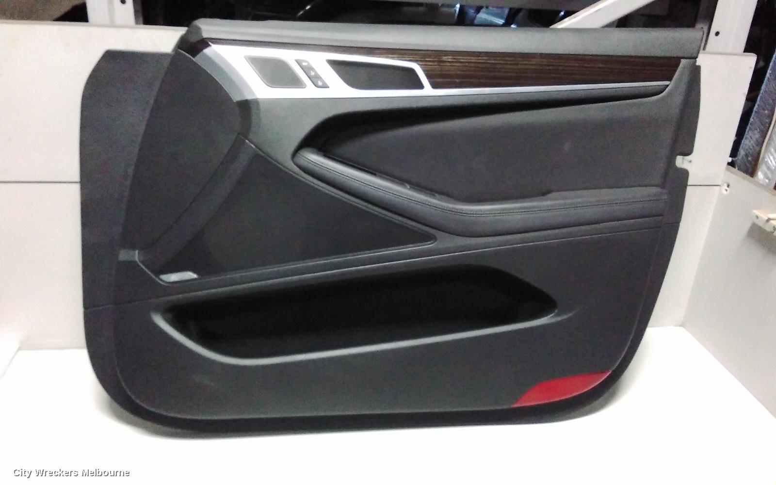HYUNDAI GENESIS DOOR TRIM, RH FRONT, DH, SENSORY & ULTIMATE PACK TYPE, 11/2014 - 01/2018