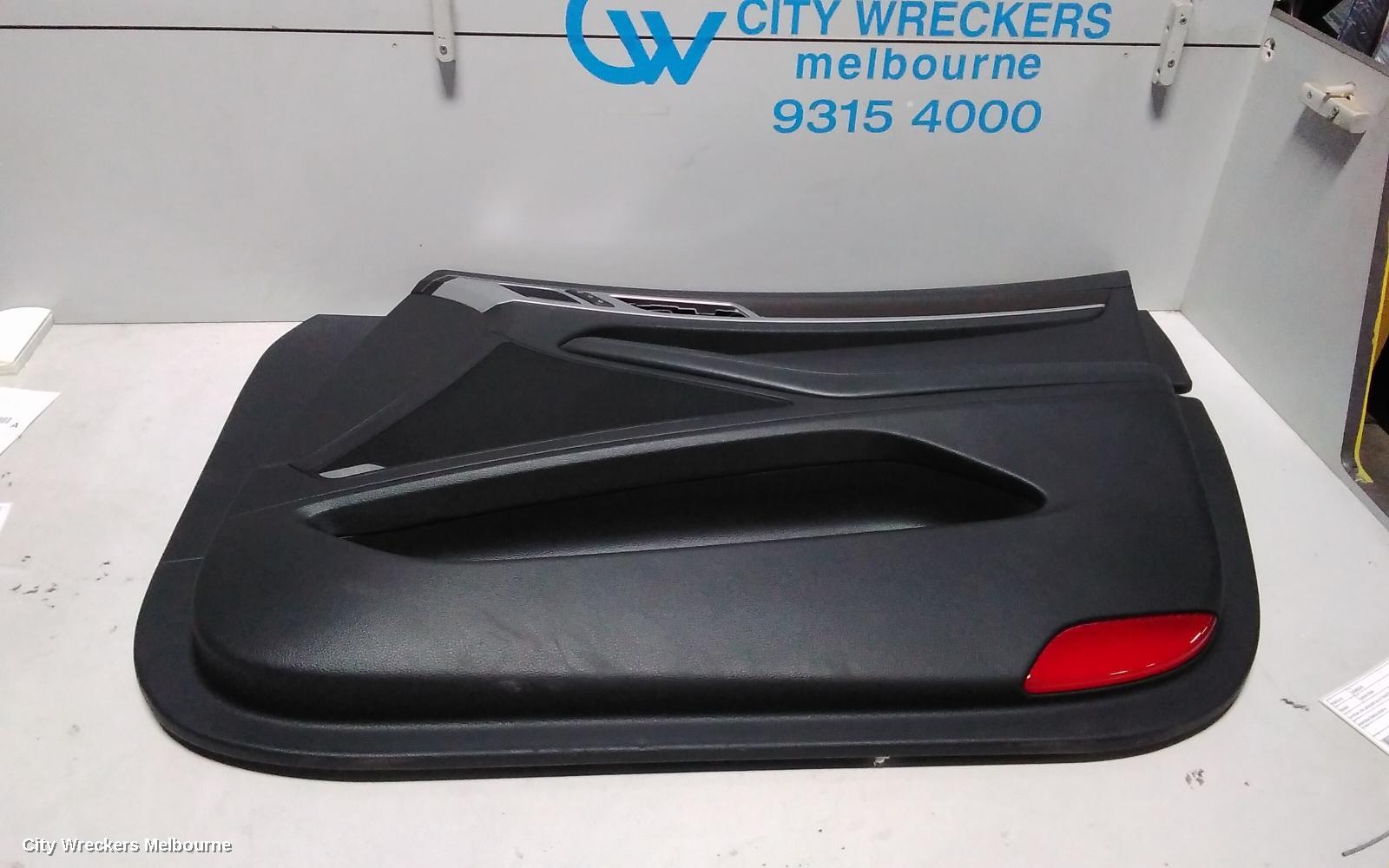 HYUNDAI GENESIS DOOR TRIM, RH FRONT, DH, SENSORY & ULTIMATE PACK TYPE, 11/2014 - 01/2018