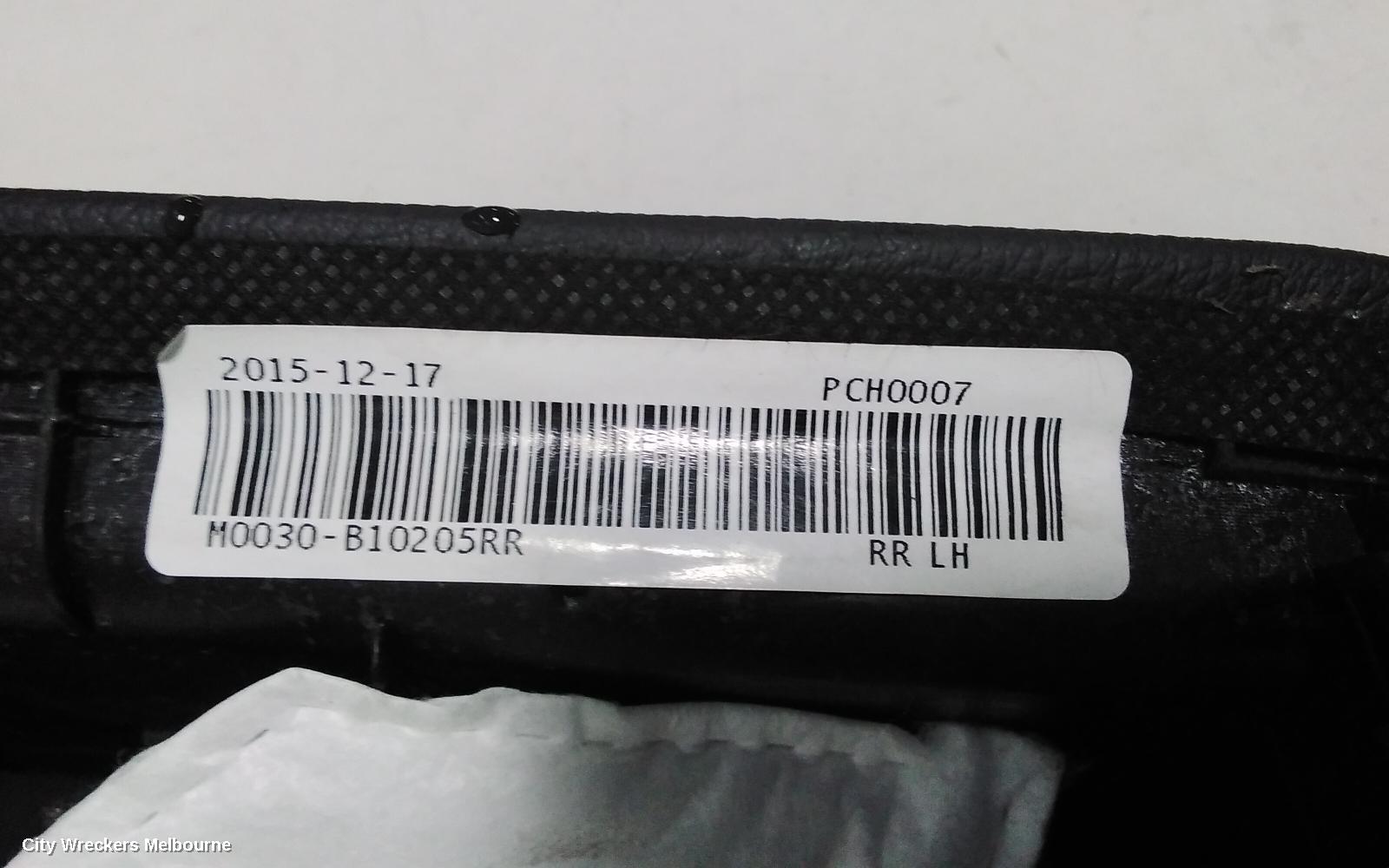 HYUNDAI GENESIS DOOR TRIM, LH REAR, DH, SENSORY & ULTIMATE PACK TYPE, 11/2014 - 01/2018