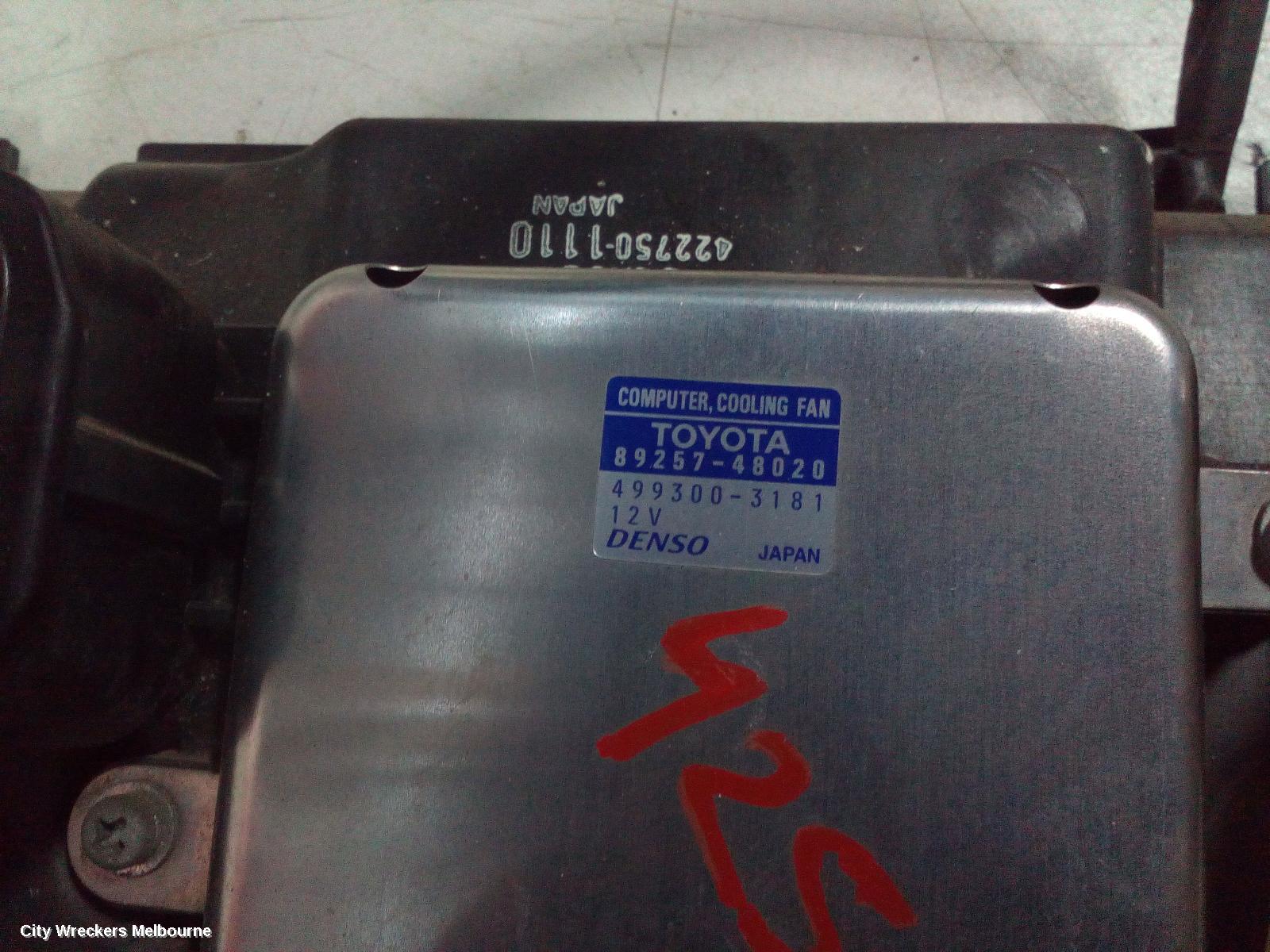 LEXUS RX SERIES WASHER BOTTLE, W/ H/LAMP WASHER TYPE, MCU3/GSU3/MHU3#, 04/2003 - 11/2008