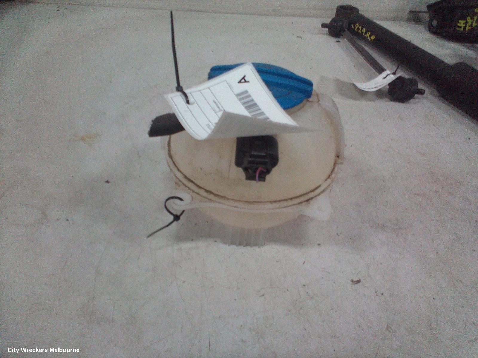 SKODA FABIA OVERFLOW BOTTLE, NJ, 01/2015 - 08/2021