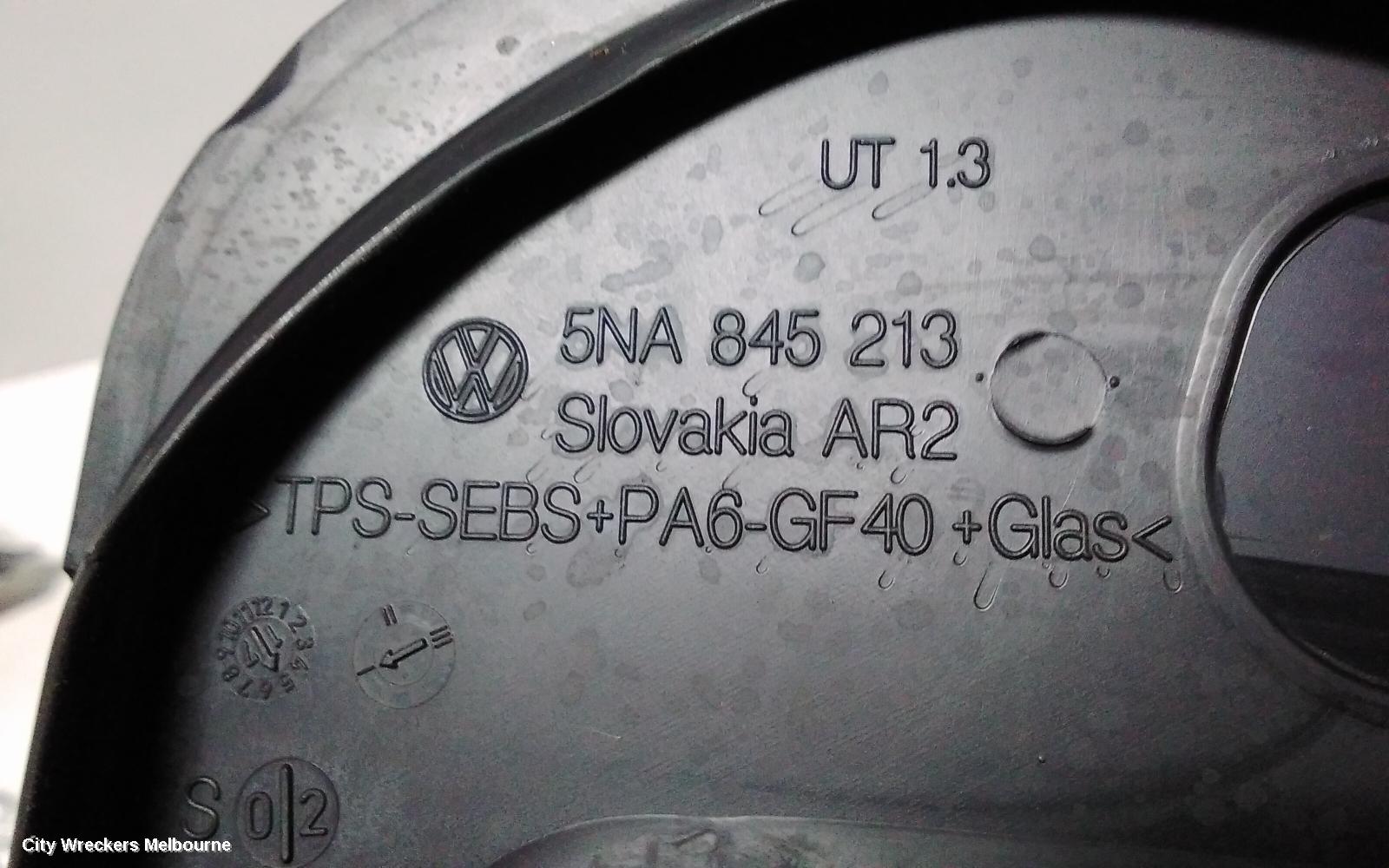 VOLKSWAGEN TIGUAN LEFT REAR 1/4 DOOR GLASS, 5NA, 06/2016 - 02/2024