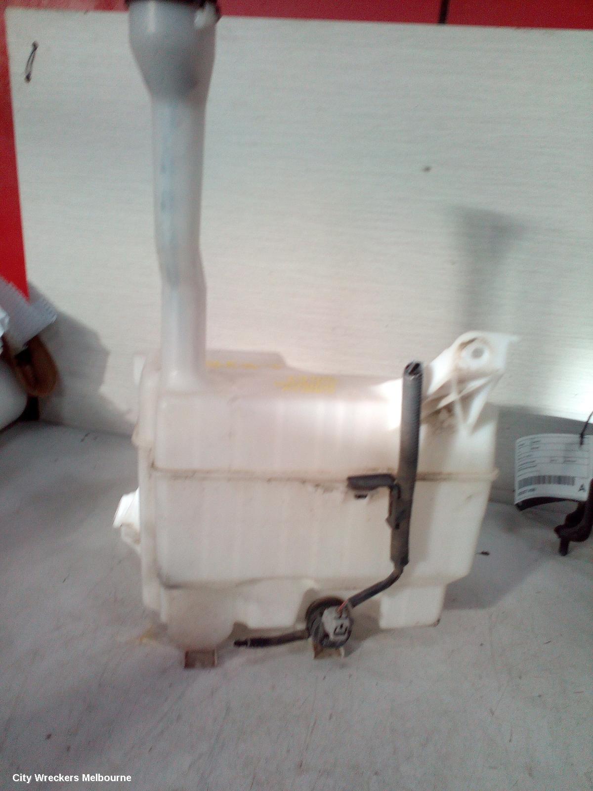 TOYOTA CAMRY WASHER BOTTLE, ASV50/AVV50, 12/2011 - 10/2017