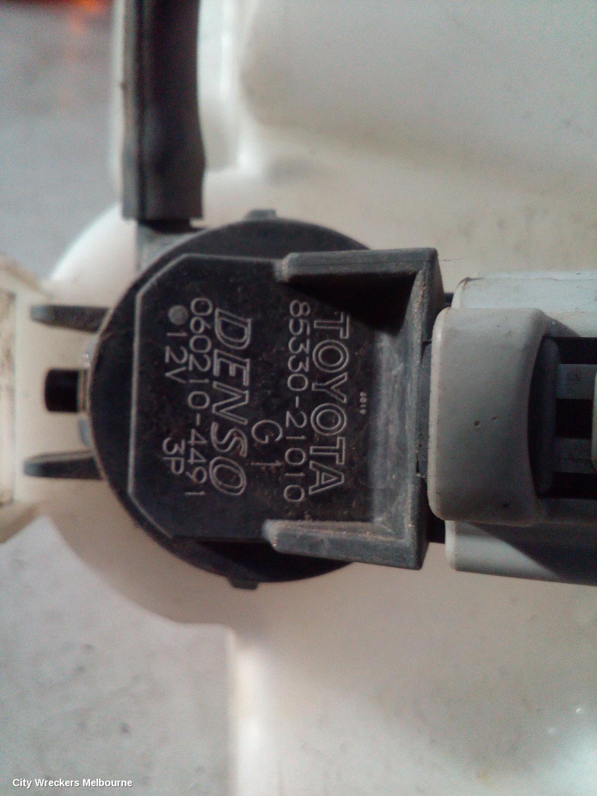 TOYOTA CAMRY WASHER BOTTLE, ASV50/AVV50, 12/2011 - 10/2017