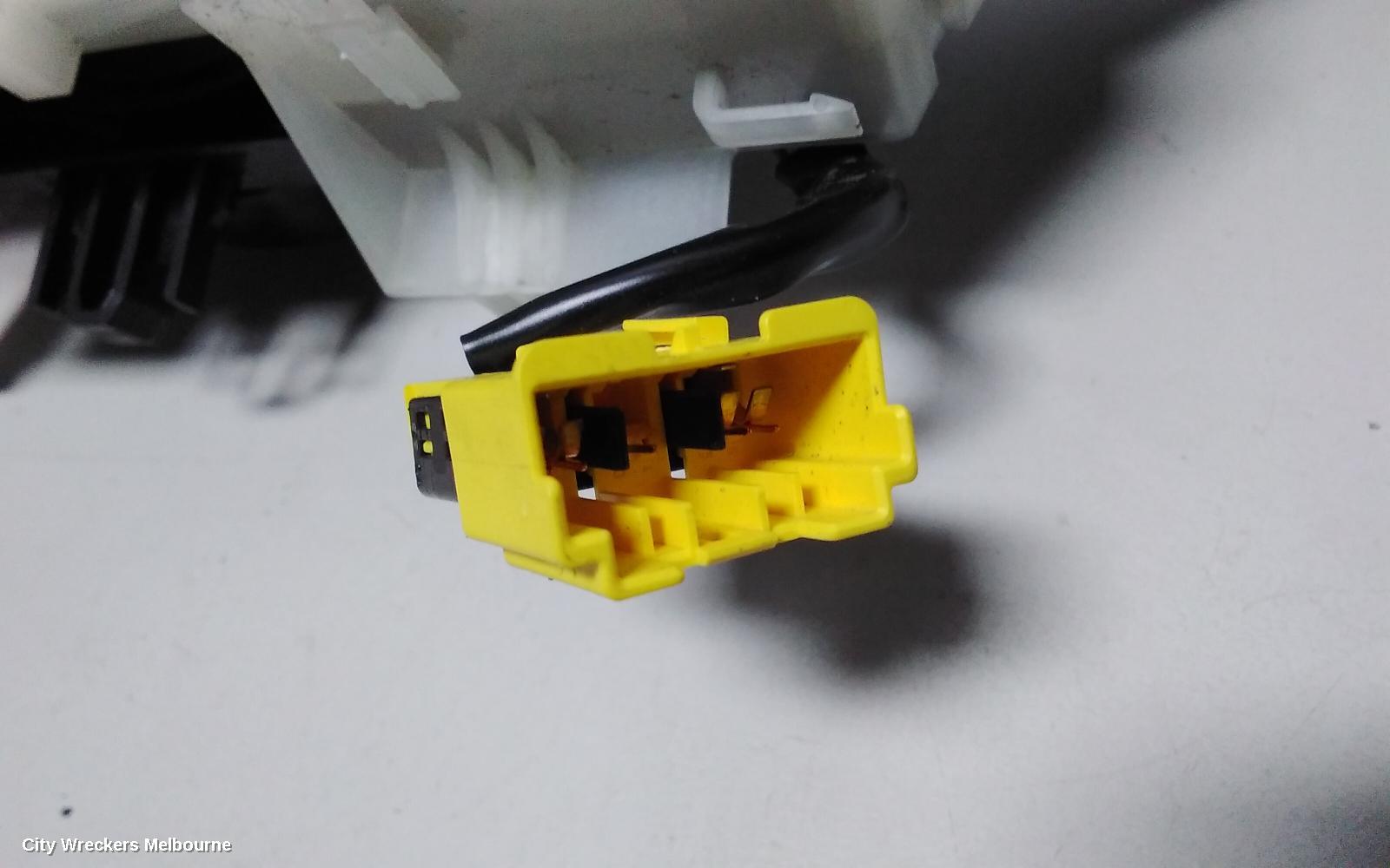 RENAULT MEGANE COMBINATION SWITCH, COMBINATION SWITCH ASSY, 5DR HATCH, P/N 255670032R, X32, 09/2010 ONWARDS