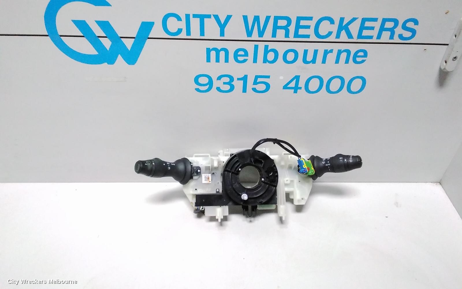 RENAULT MEGANE COMBINATION SWITCH, COMBINATION SWITCH ASSY, 5DR HATCH, P/N 255670032R, X32, 09/2010 ONWARDS