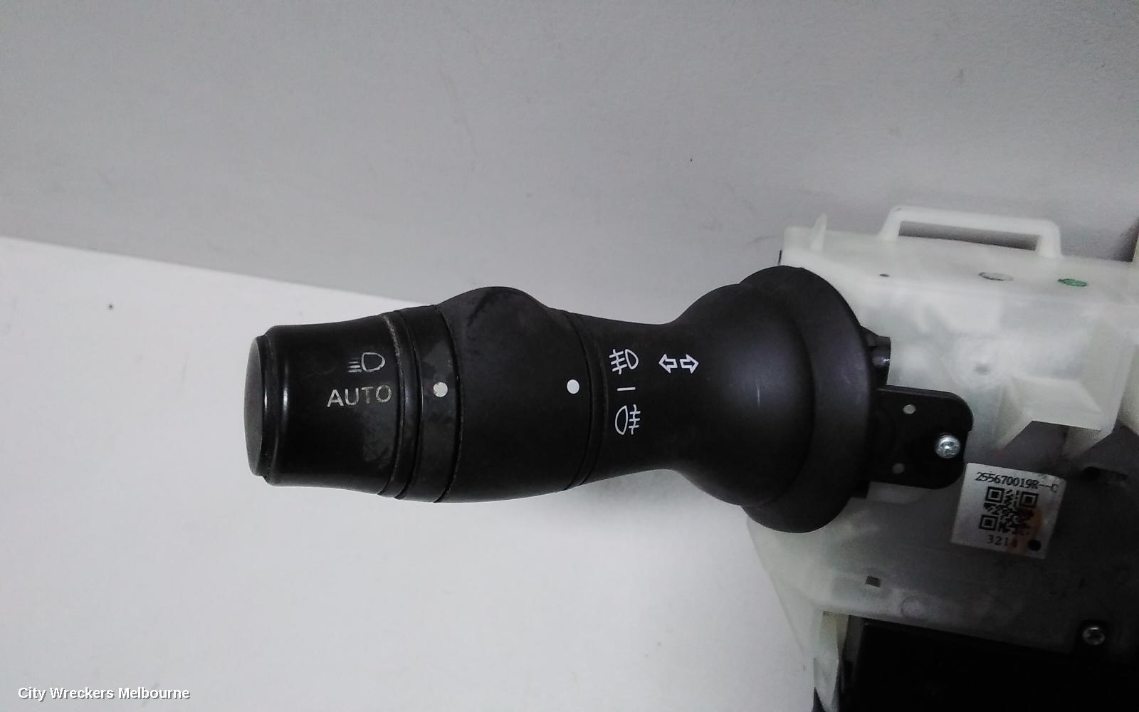 RENAULT MEGANE COMBINATION SWITCH, COMBINATION SWITCH ASSY, 5DR HATCH, P/N 255670032R, X32, 09/2010 ONWARDS