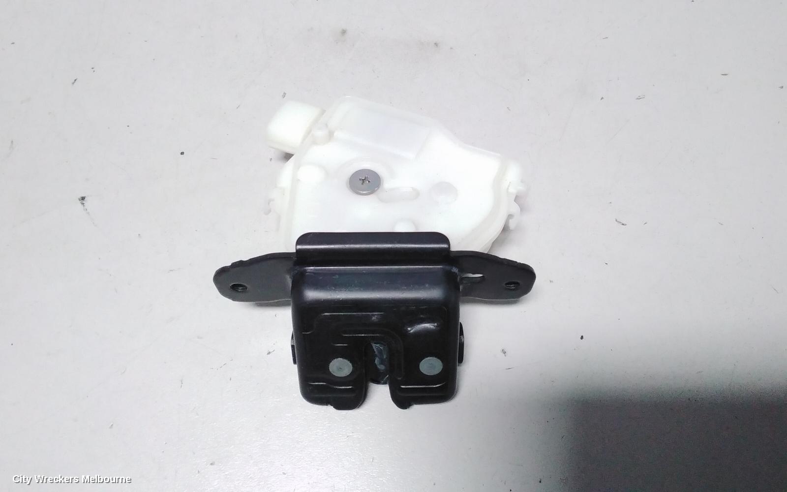 TOYOTA COROLLA DOOR/BOOT/GATE LOCK, TAILGATE LOCK, ZRE182R, 10/2012 - 06/2018
