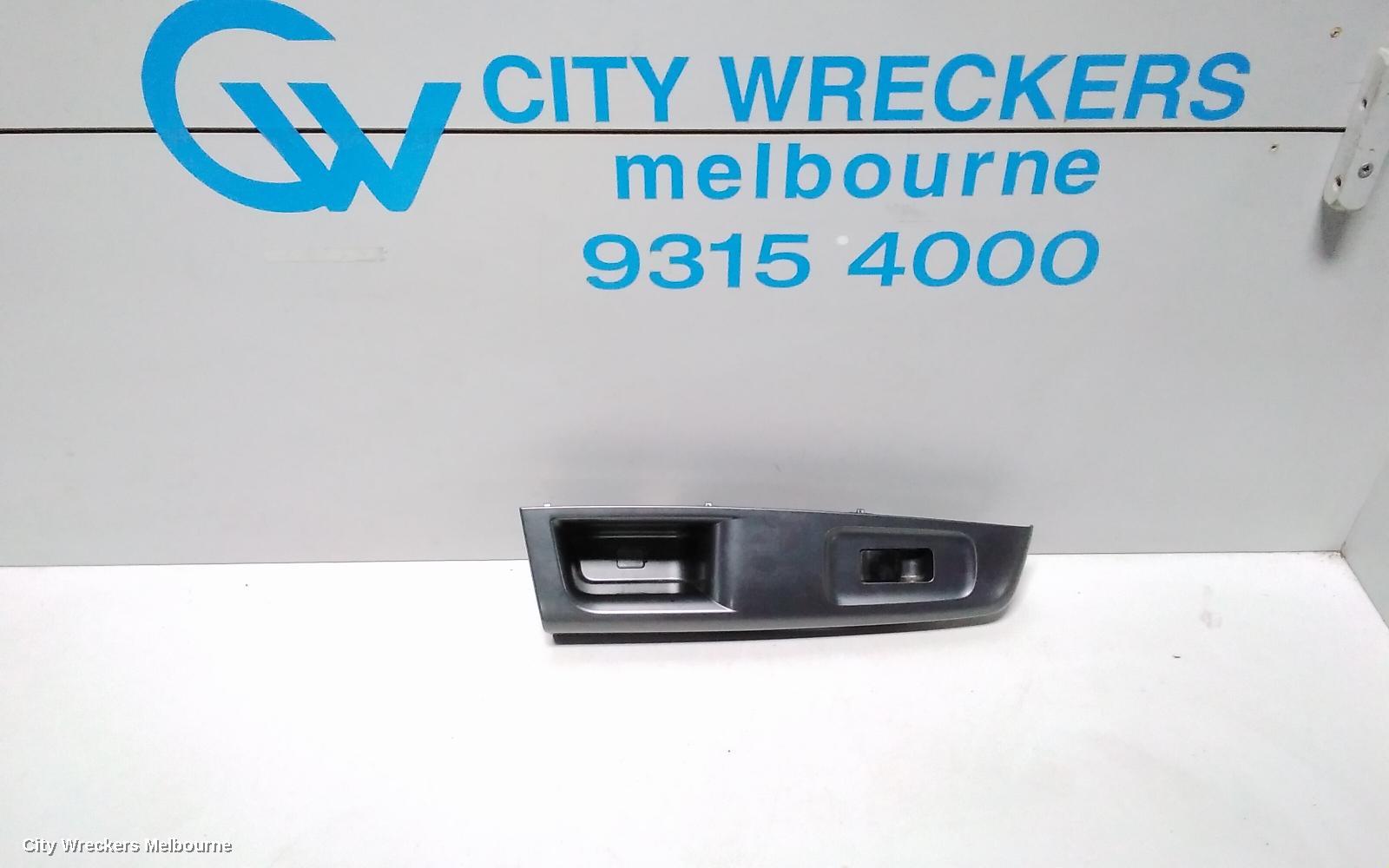 SUBARU IMPREZA PWR DR WIND SWITCH, LH FRONT/LH REAR/RH REAR, WHITE PLUG TYPE, 05/2006 - 04/2007