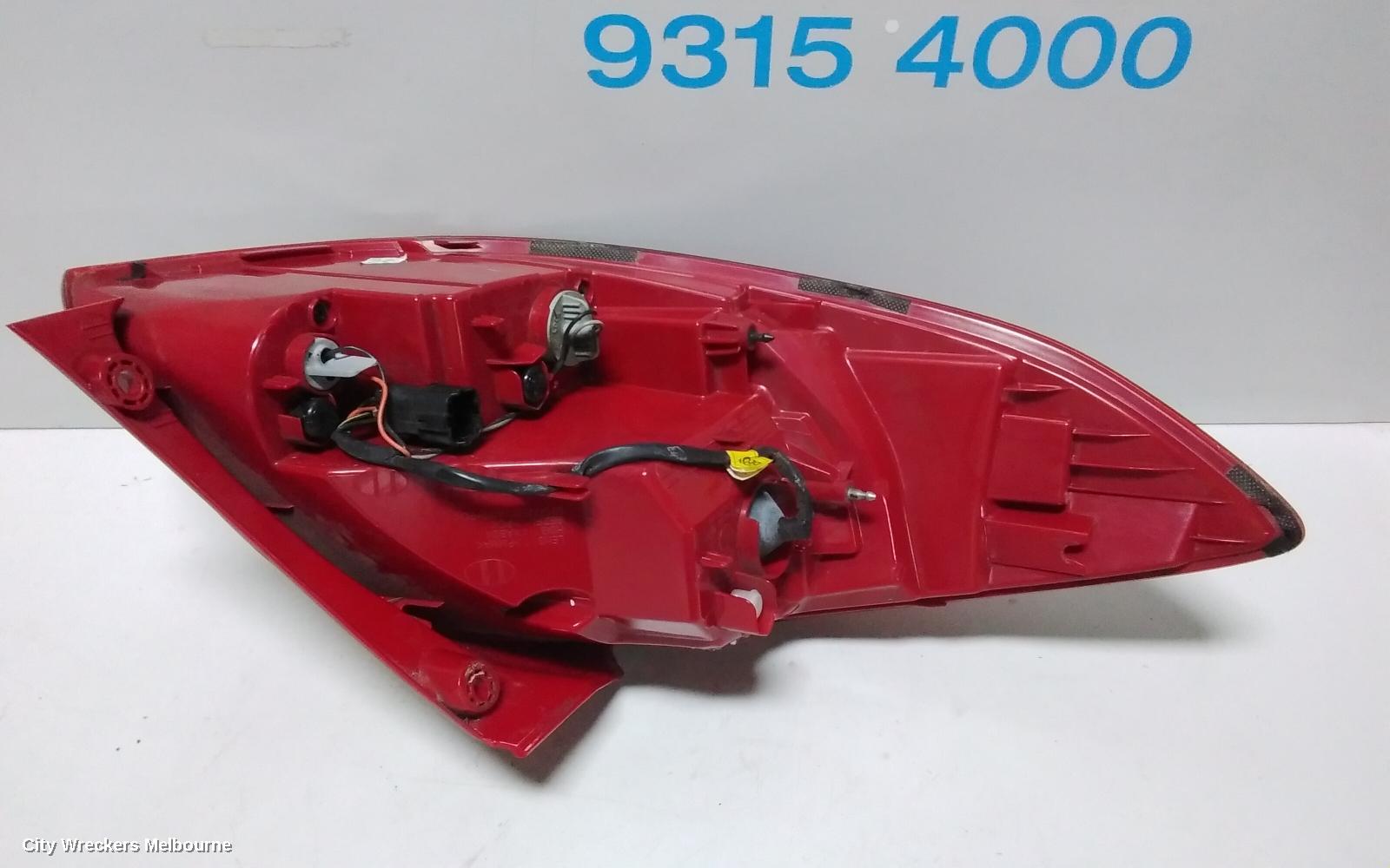 HYUNDAI VELOSTER RIGHT TAILLIGHT, IN BODY, FS, LED TYPE, 12/2011 - 02/2018