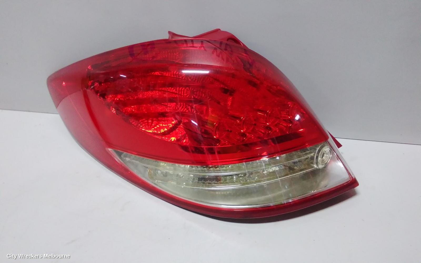 HYUNDAI VELOSTER LEFT TAILLIGHT, IN BODY, FS, LED TYPE, 12/2011 - 02/2018