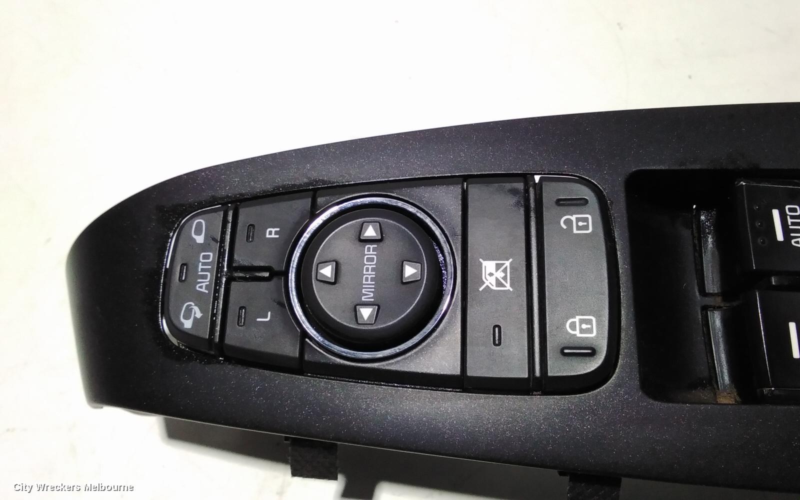 KIA CARNIVAL/GRAND CARNIVAL PWR DR WIND SWITCH, RH FRONT (MASTER SWITCH), W/ AUTO FOLD MIRROR SWITCH & ALL AUTO WINDOW SWITCH, YP, 02/2015 - 10/2020