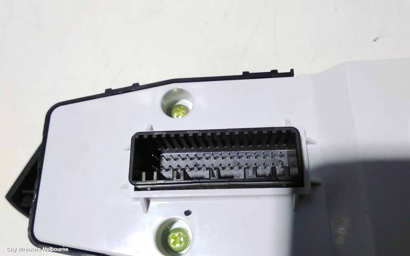 KIA CARNIVAL/GRAND CARNIVAL PWR DR WIND SWITCH, RH FRONT (MASTER SWITCH), W/ AUTO FOLD MIRROR SWITCH & ALL AUTO WINDOW SWITCH, YP, 02/2015 - 10/2020