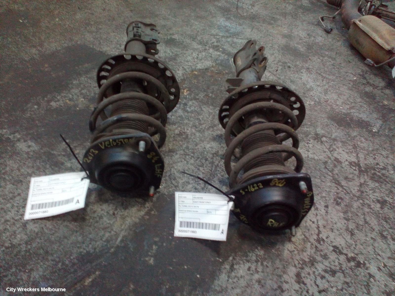 HYUNDAI VELOSTER LEFT FRONT STRUT, FS, TURBO, 07/2012 - 04/2015