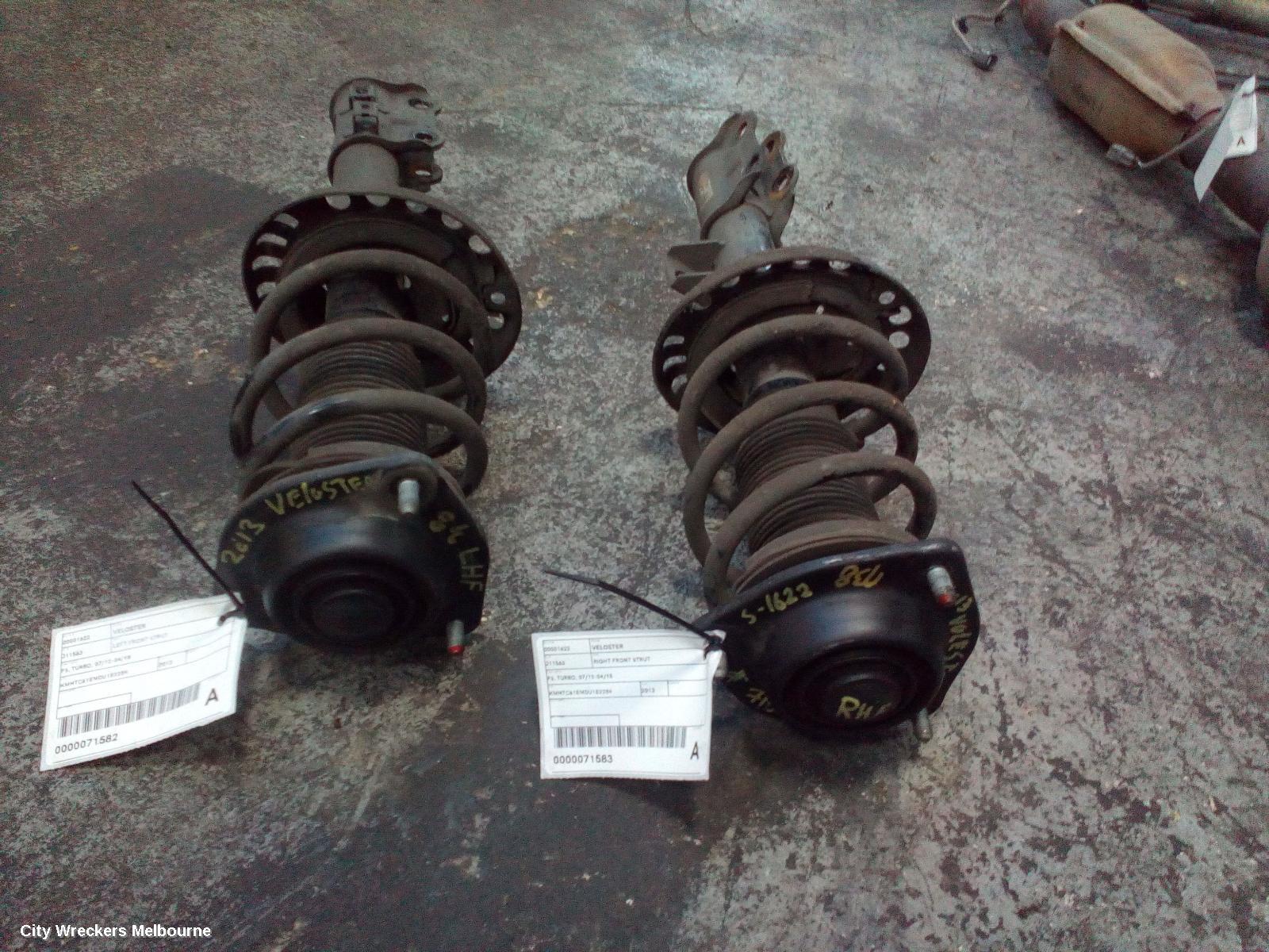 HYUNDAI VELOSTER RIGHT FRONT STRUT, FS, TURBO, 07/2012 - 04/2015