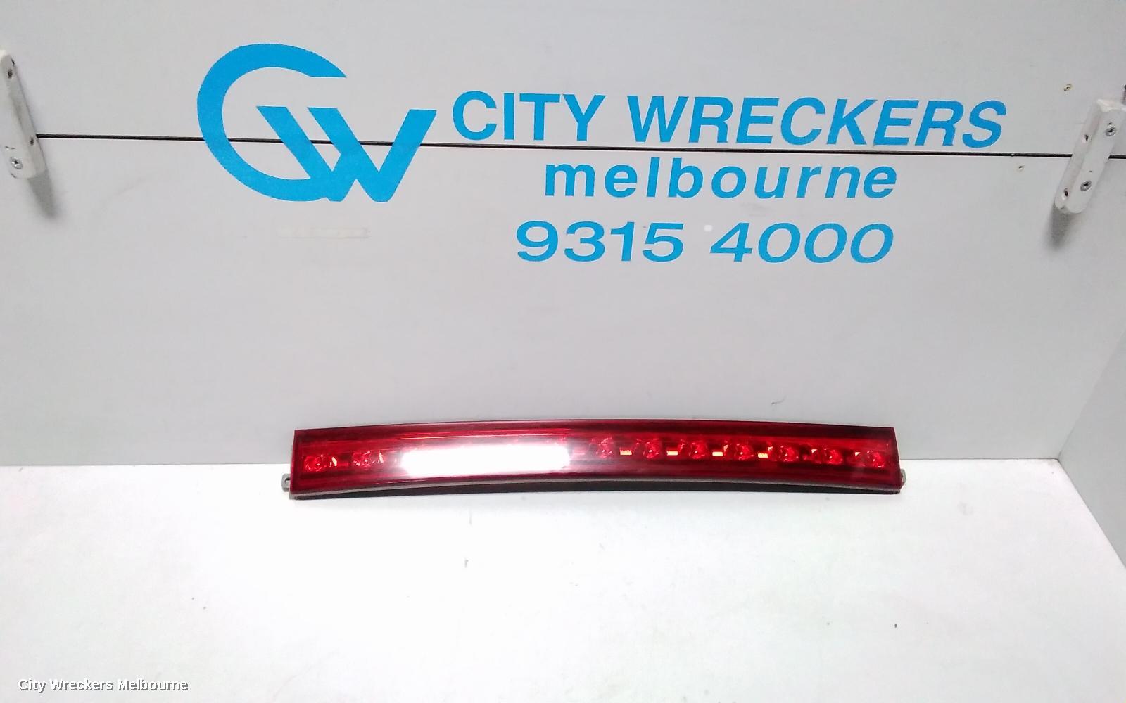 TOYOTA TARAGO REAR GARNISH, TAILGATE GARNISH (CENTRE), ACR50R, 03/2006 - 06/2020