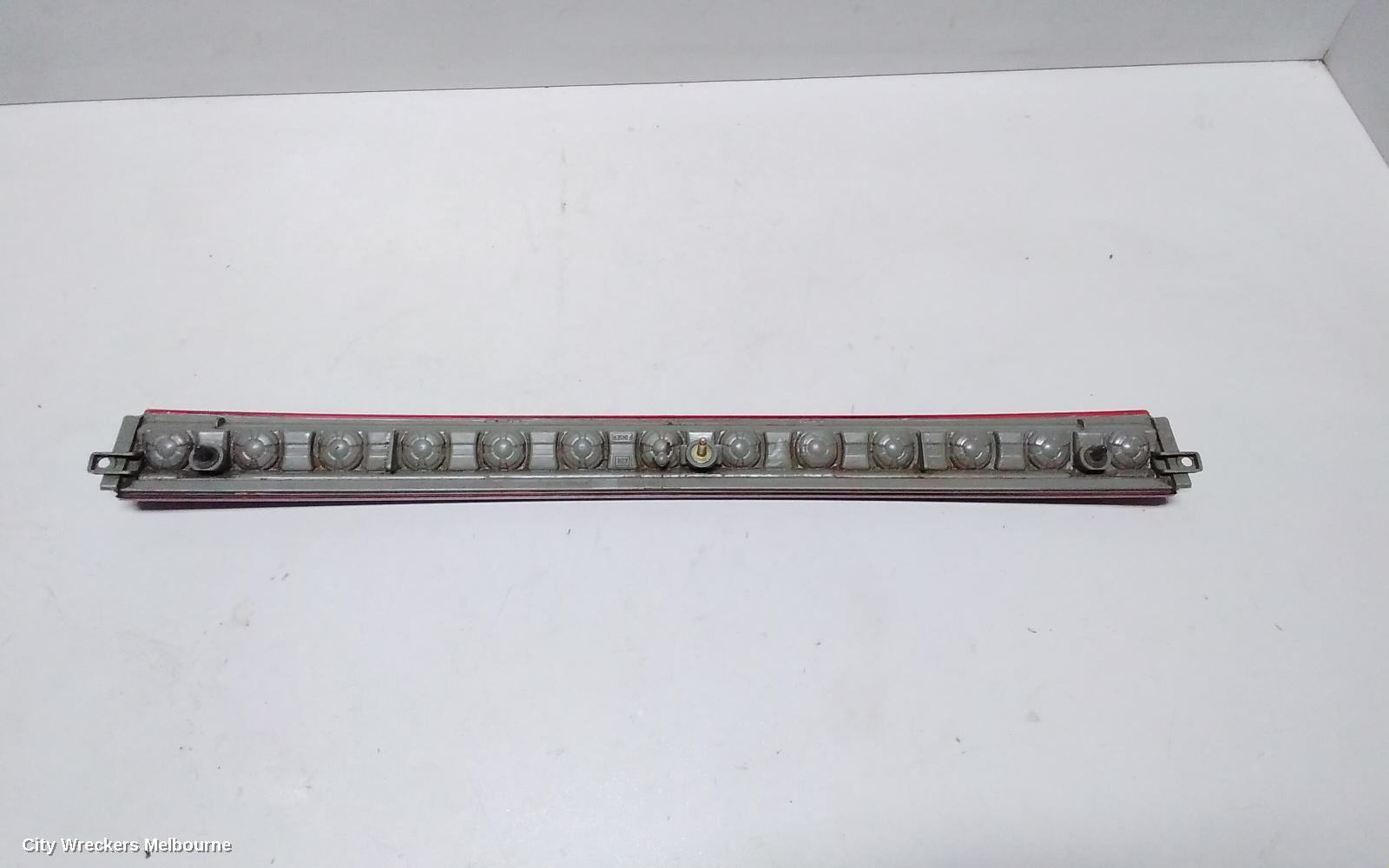 TOYOTA TARAGO REAR GARNISH, TAILGATE GARNISH (CENTRE), ACR50R, 03/2006 - 06/2020