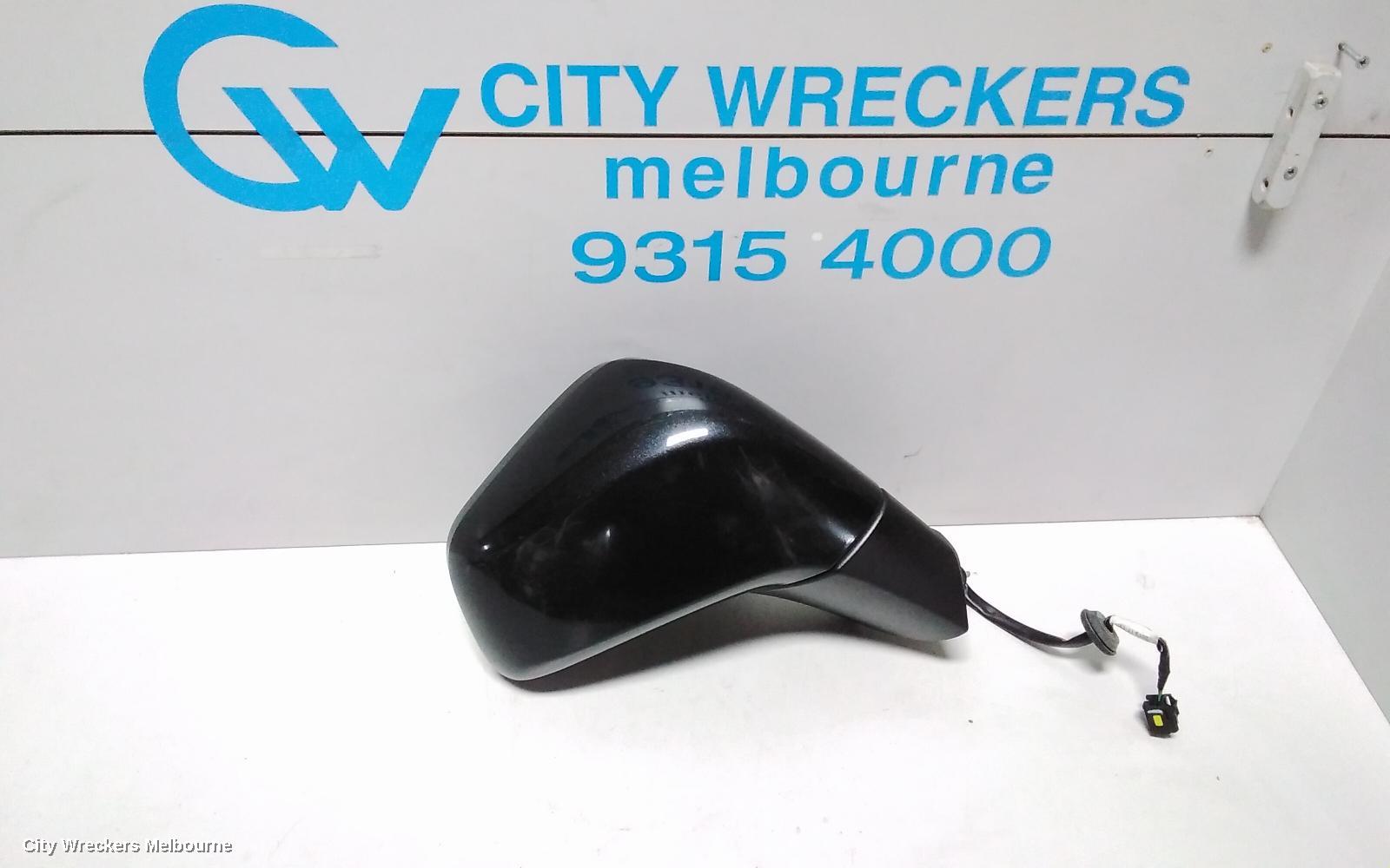 HOLDEN TRAX RIGHT DOOR MIRROR, TJ SERIES, LS, 08/2013 - 09/2016