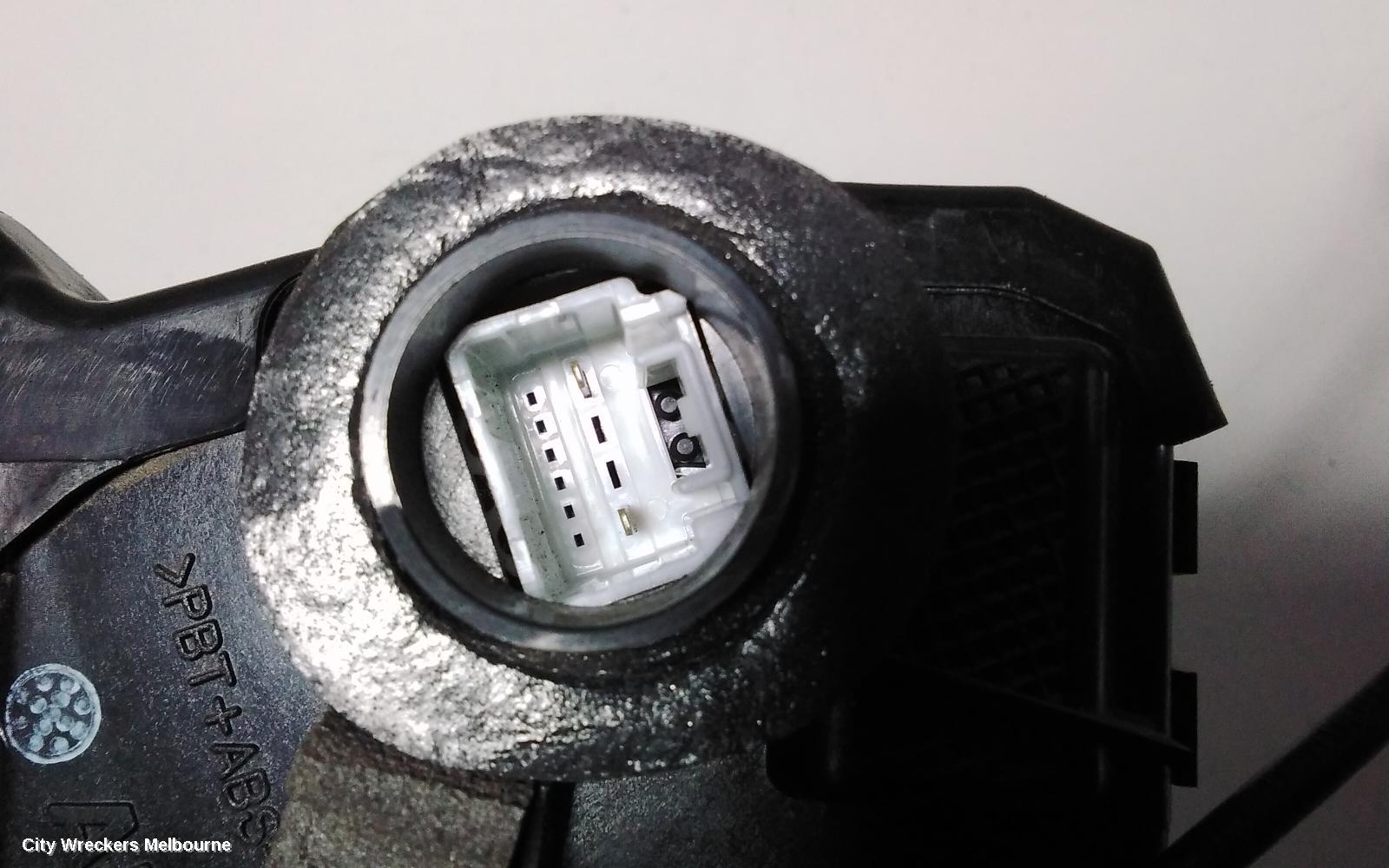 TOYOTA HIACE DOOR/BOOT/GATE LOCK, LEFT FRONT DOOR LOCK, TRH/KDH, 03/2005 - 04/2019