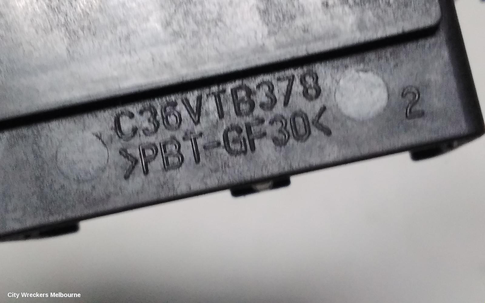 TOYOTA HIACE COMBINATION SWITCH, FLASHER SWITCH, TRH/KDH, 03/2014 - 04/2019