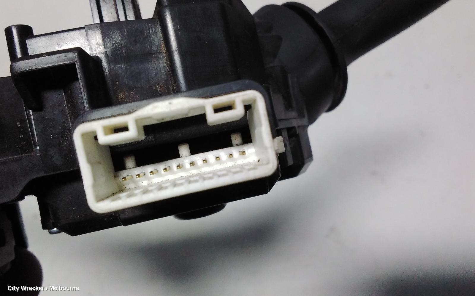 TOYOTA HIACE COMBINATION SWITCH, FLASHER SWITCH, TRH/KDH, 03/2014 - 04/2019