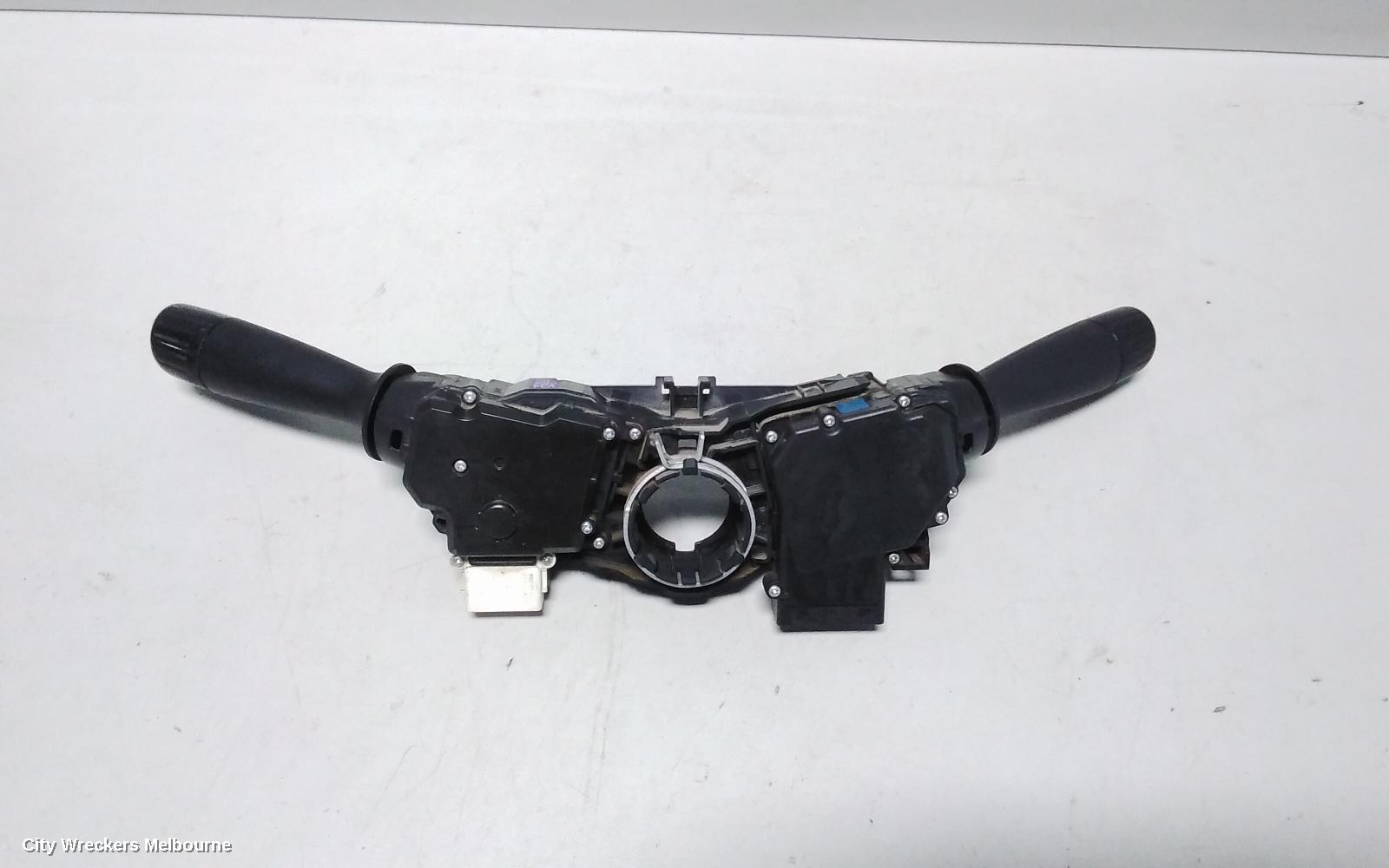 TOYOTA HIACE COMBINATION SWITCH, FLASHER SWITCH, TRH/KDH, 03/2014 - 04/2019