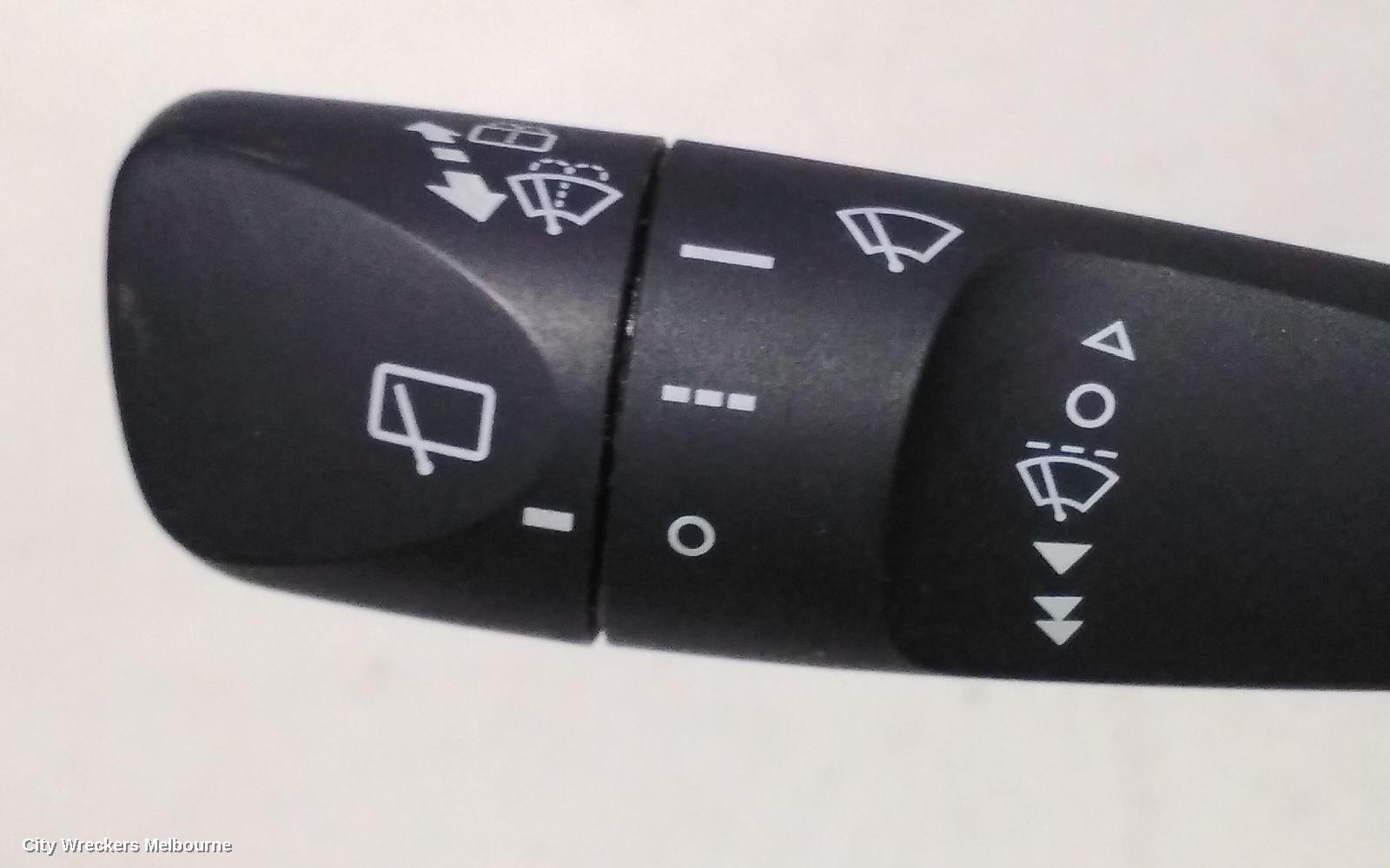 TOYOTA HIACE COMBINATION SWITCH, FLASHER SWITCH, TRH/KDH, 03/2014 - 04/2019