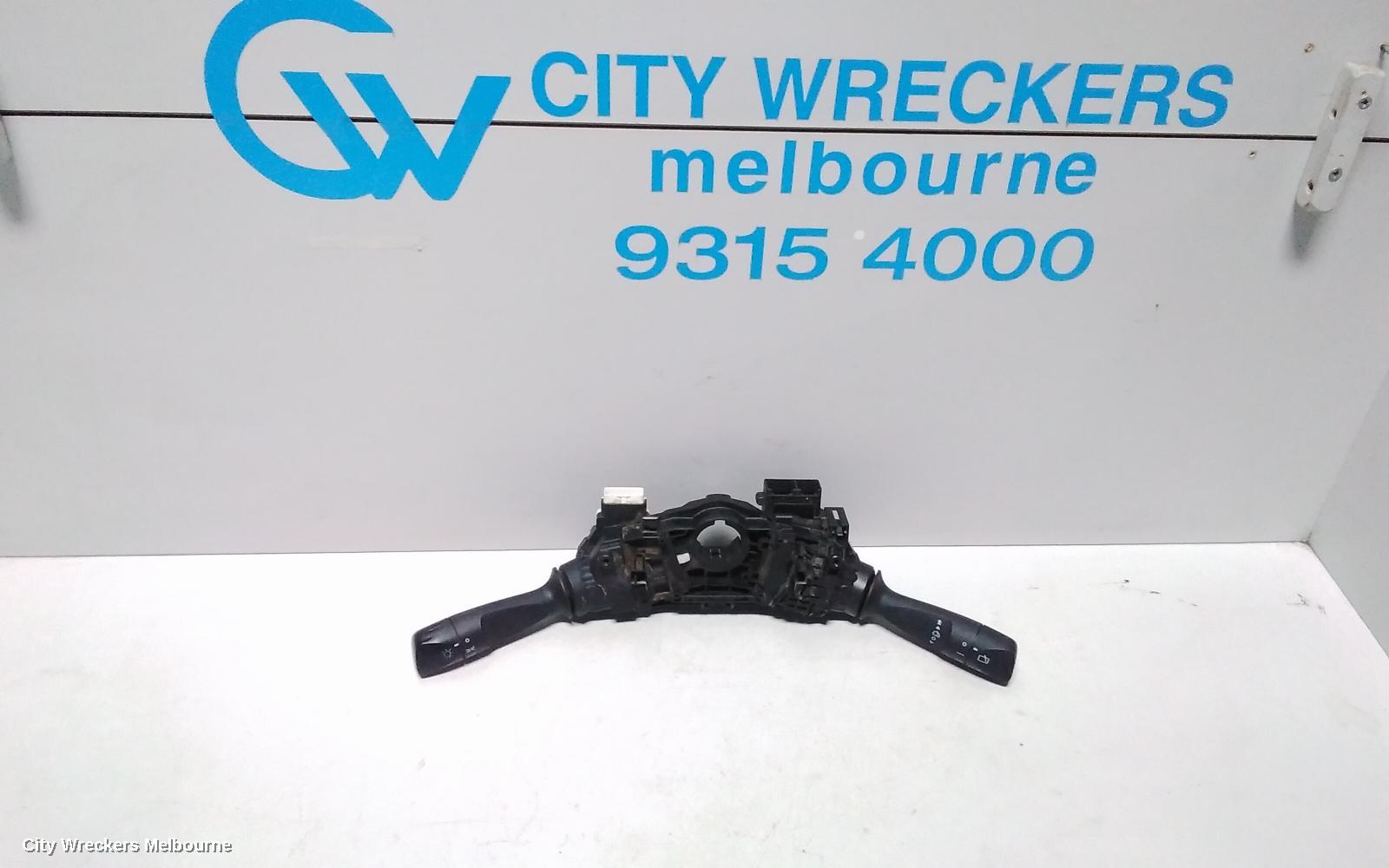 TOYOTA HIACE COMBINATION SWITCH, FLASHER SWITCH, TRH/KDH, 03/2014 - 04/2019