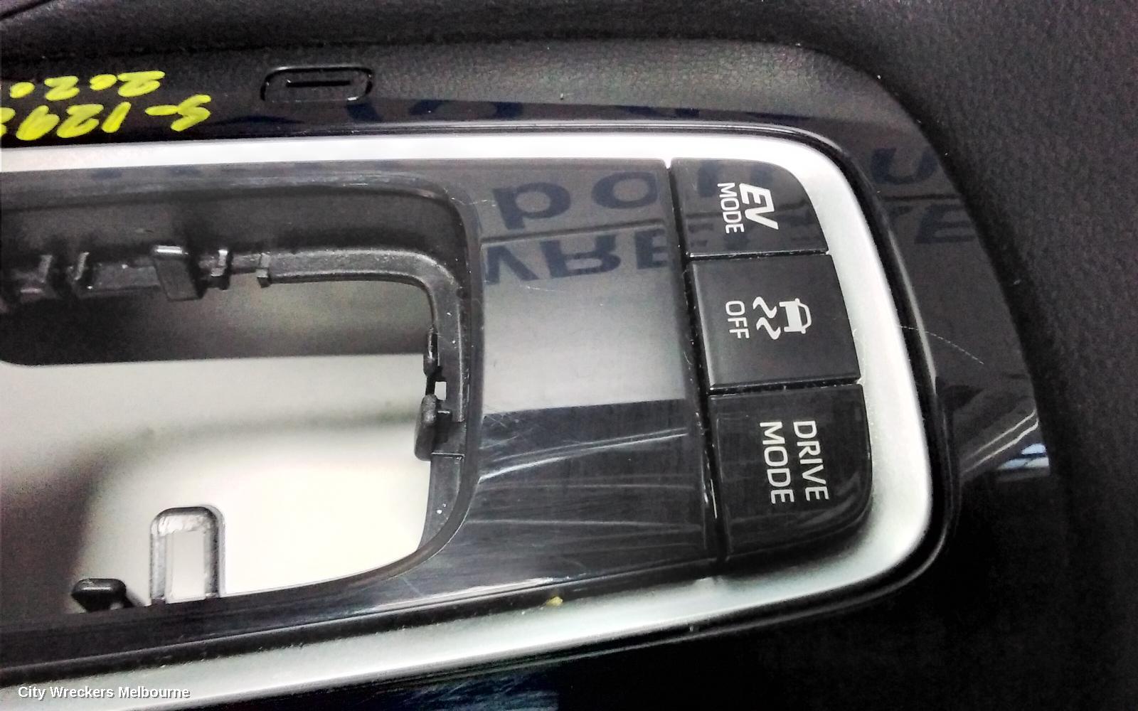 TOYOTA COROLLA CONSOLE, AUTO T/M, E210, 07/2018 ONWARDS
