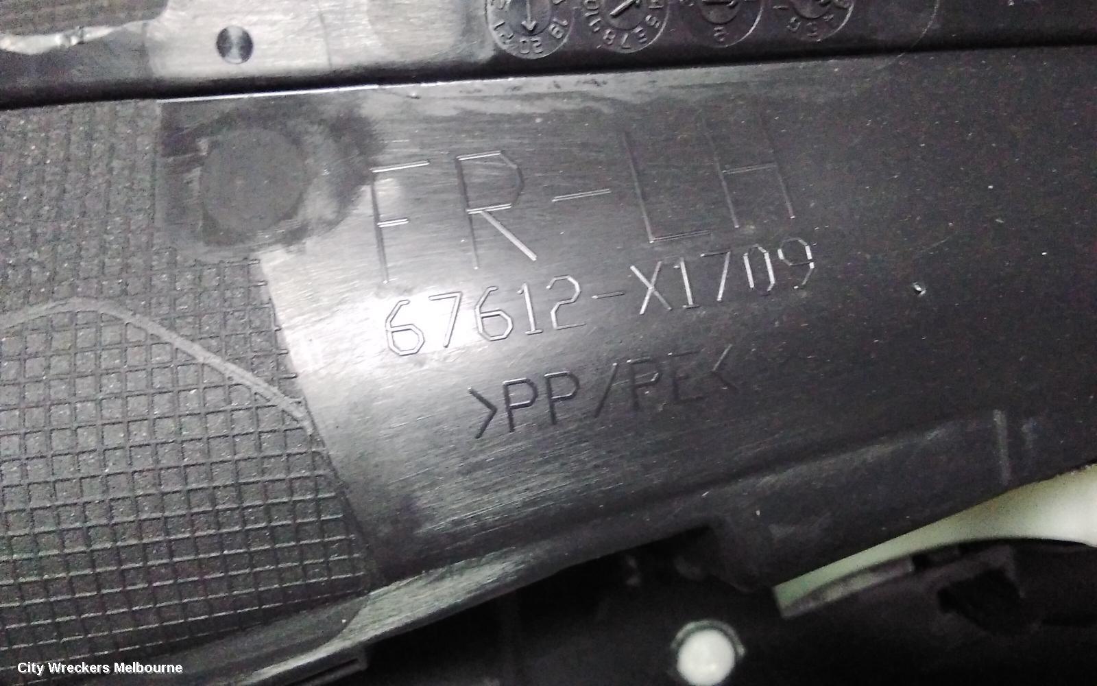 TOYOTA COROLLA DOOR TRIM, ZWE219R, LH FRONT, HATCH, 07/2018 ONWARDS
