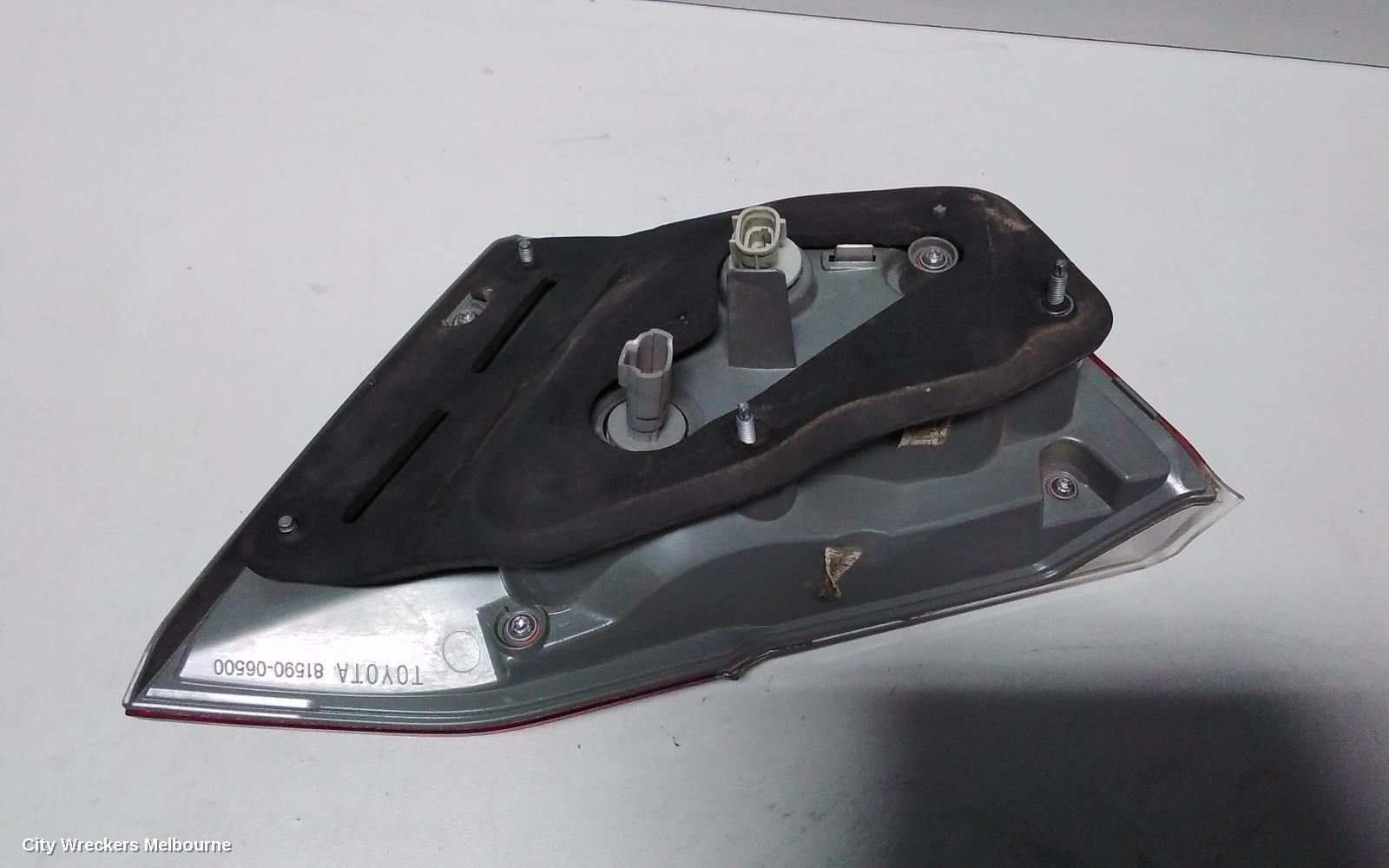 TOYOTA AURION REAR GARNISH, BOOTLID LAMP (LH SIDE), GSV50R, 02/2012 - 08/2017