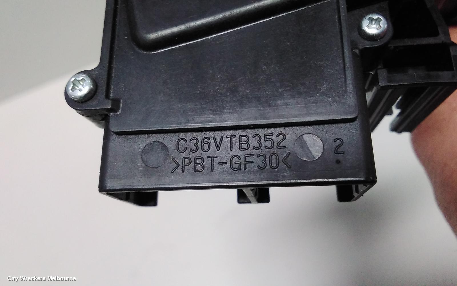TOYOTA AURION COMBINATION SWITCH, WIPER SWITCH, GSV50R, 02/2012 - 08/2017