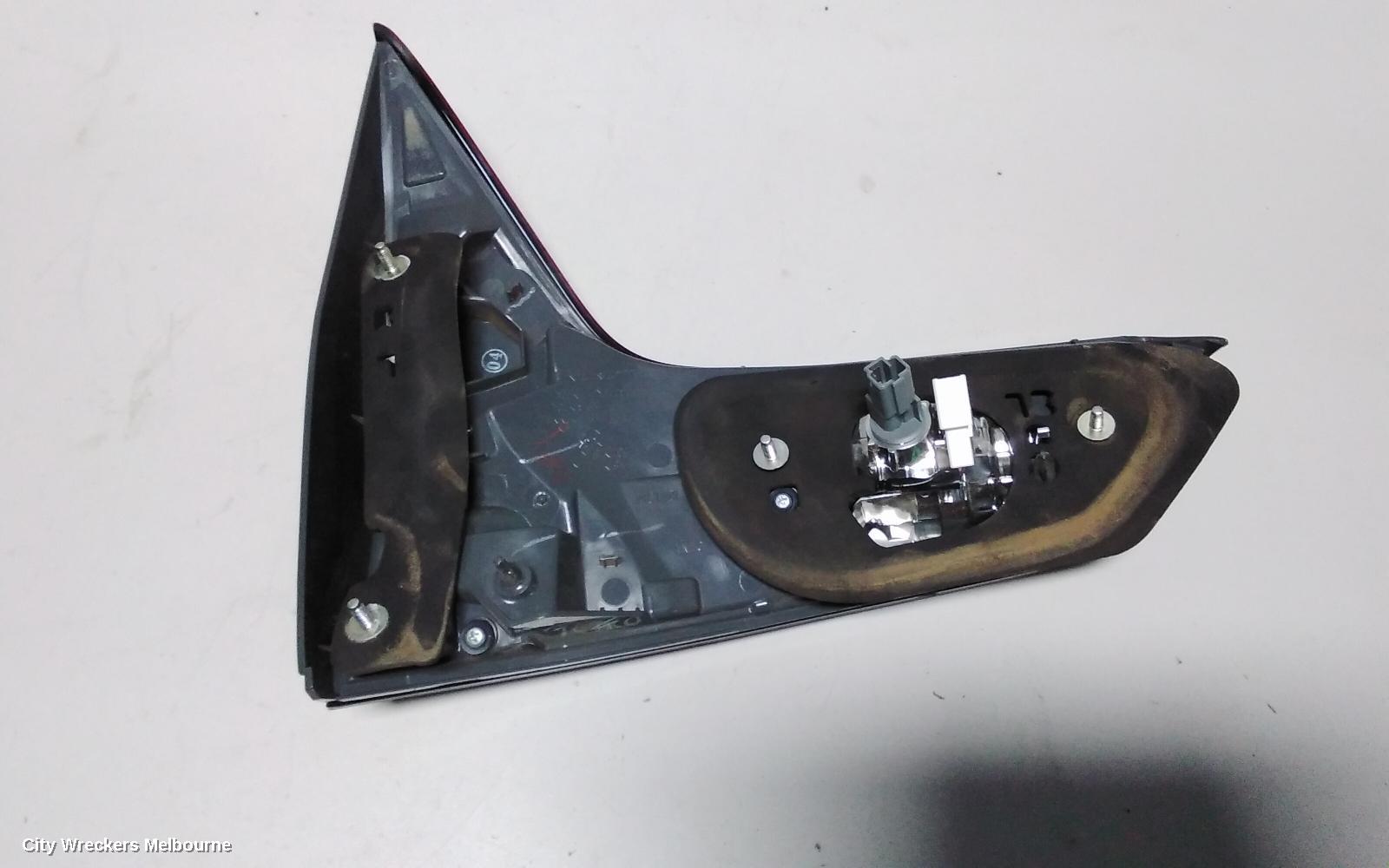 HONDA HRV REAR GARNISH, TAILGATE LAMP (LH SIDE), RU5, VTI-S/VTI-L, OPTICAL GUIDE TYPE, 12/2014 - 06/2018