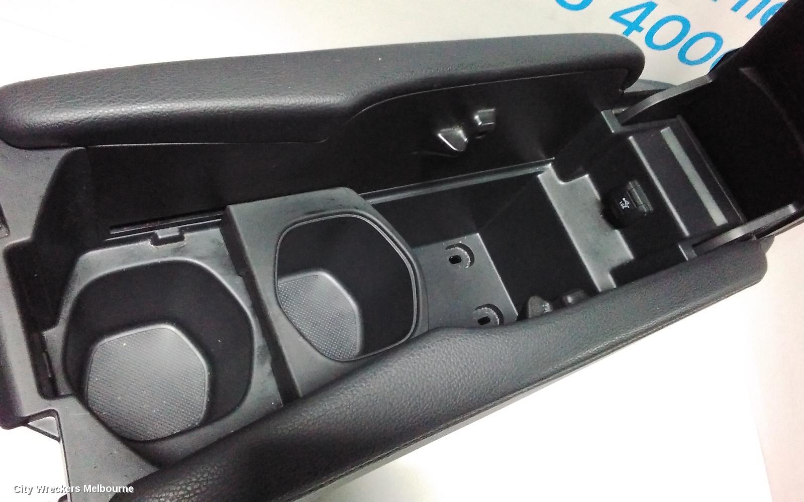 HONDA CIVIC CONSOLE, 10TH GEN, CENTRE CONSOLE ASSY, LEATHER, NON RED STITCHING, 05/2016 - 08/2021
