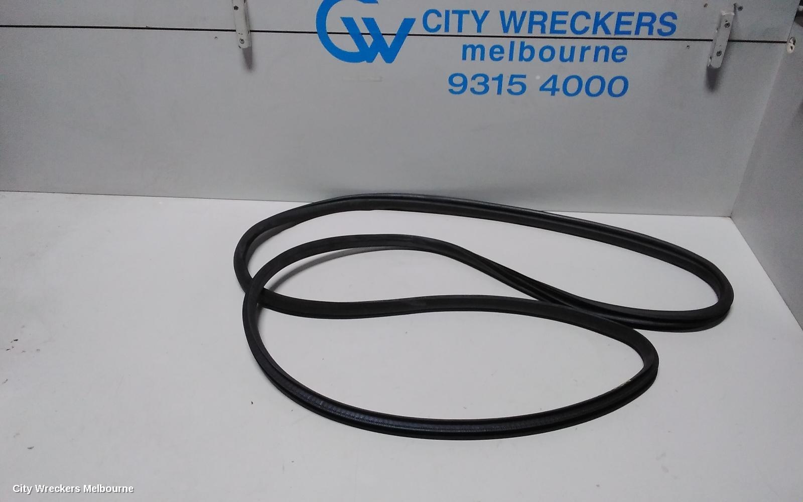 HONDA CIVIC, 10TH GEN, 05/2016 - 08/2021, LHF DOOR SEAL ON THE BODY: 72031