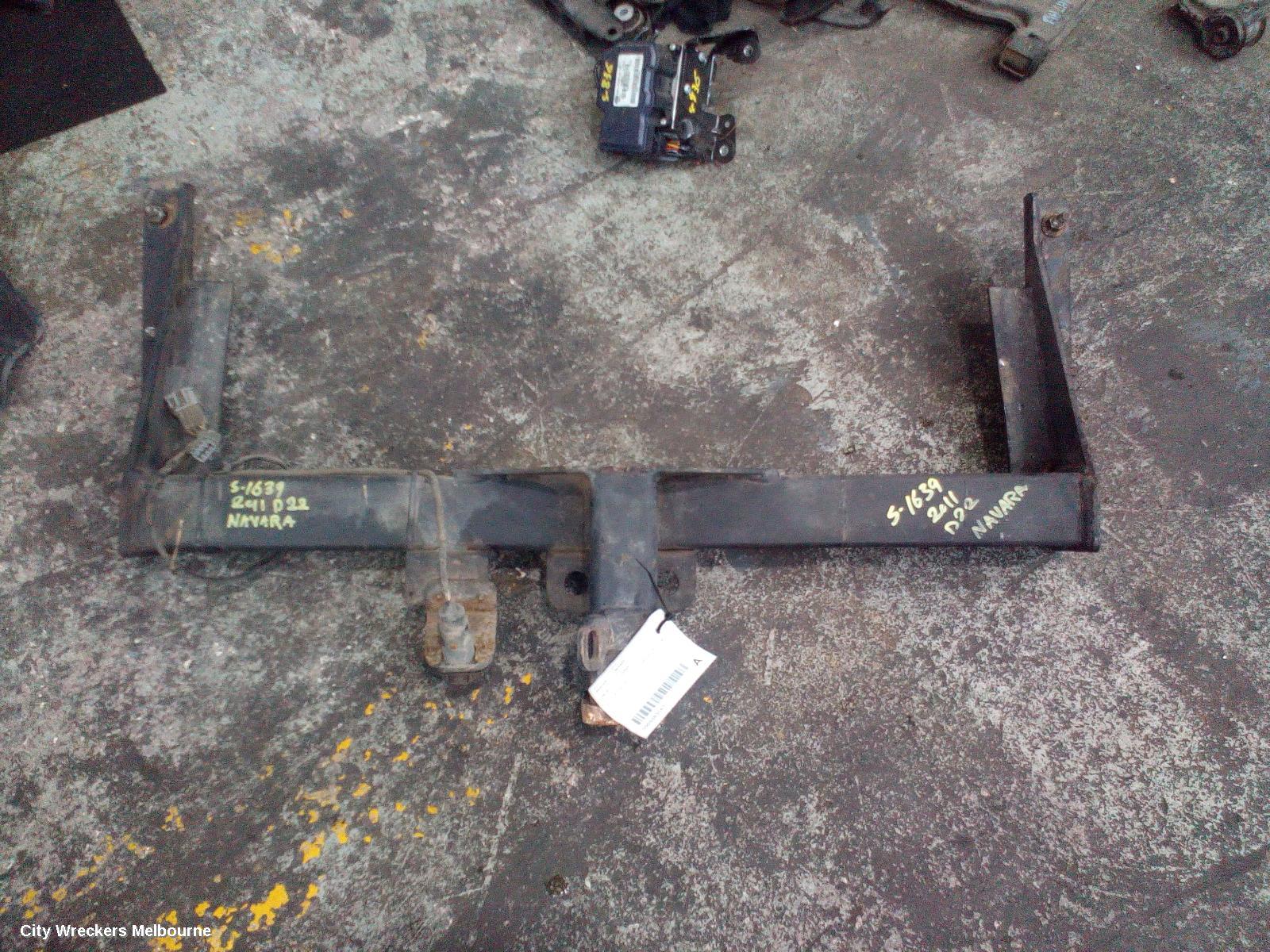 NISSAN NAVARA TOWBAR, D22, DUAL CAB, 4WD, NON STEP REAR BAR TYPE, 12/2008 - 08/2015